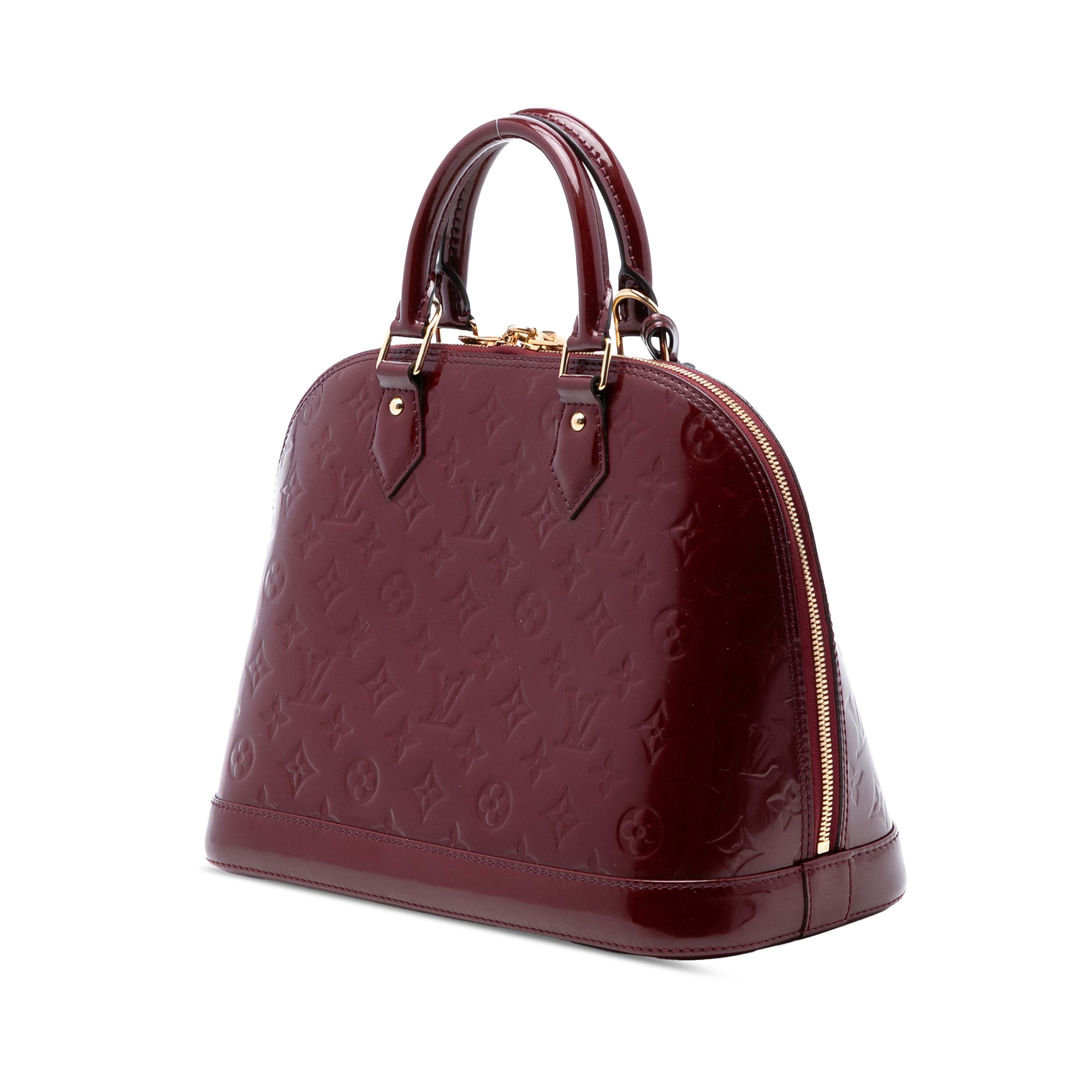 Louis Vuitton Monogram Vernis Alma Pm, från Luxclusif, i färgen burgundy. Klicka för att öppna bilden i stort format