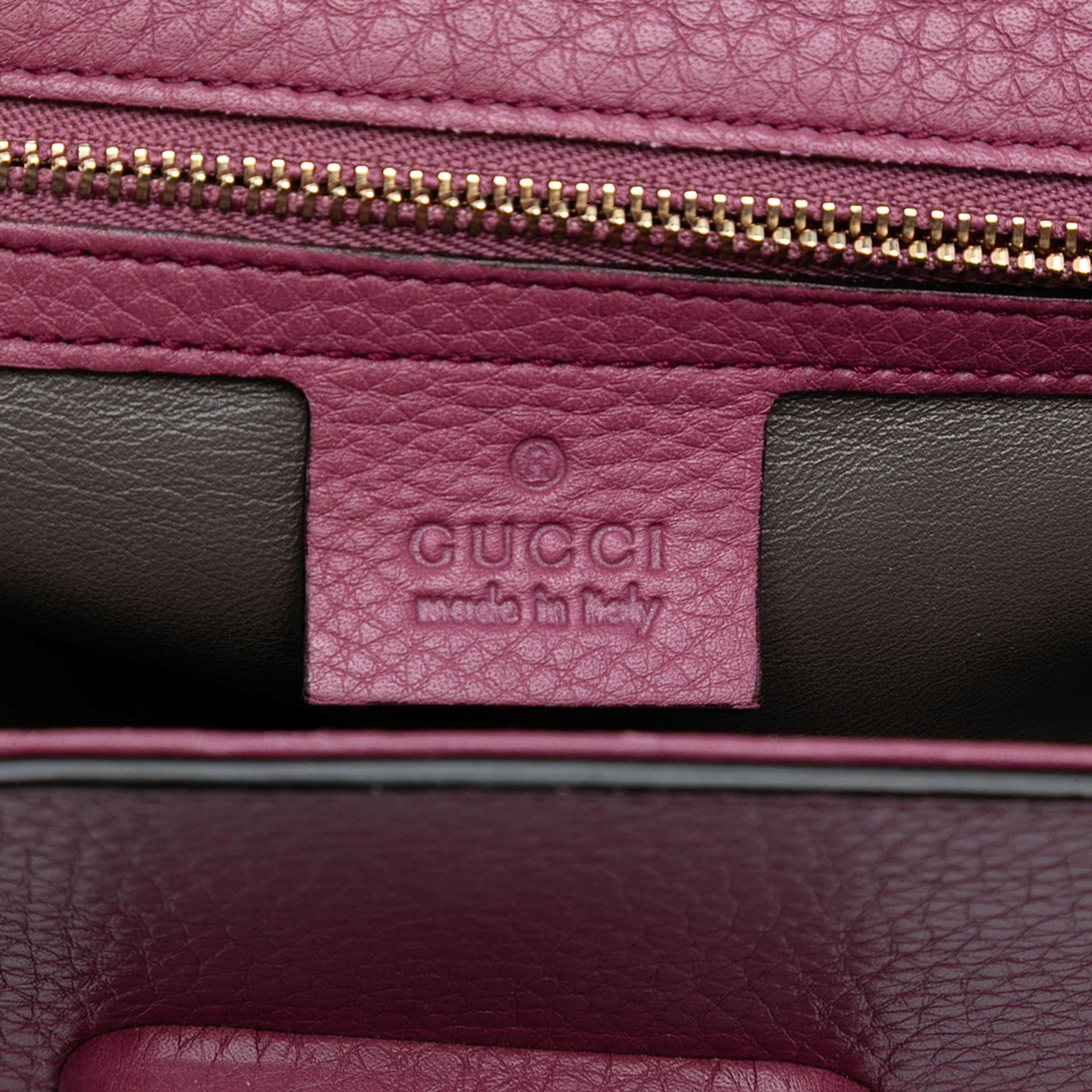Gucci Medium Leather Miss Bamboo Crossbody, från Luxclusif, i färgen pink. Klicka för att öppna bilden i stort format