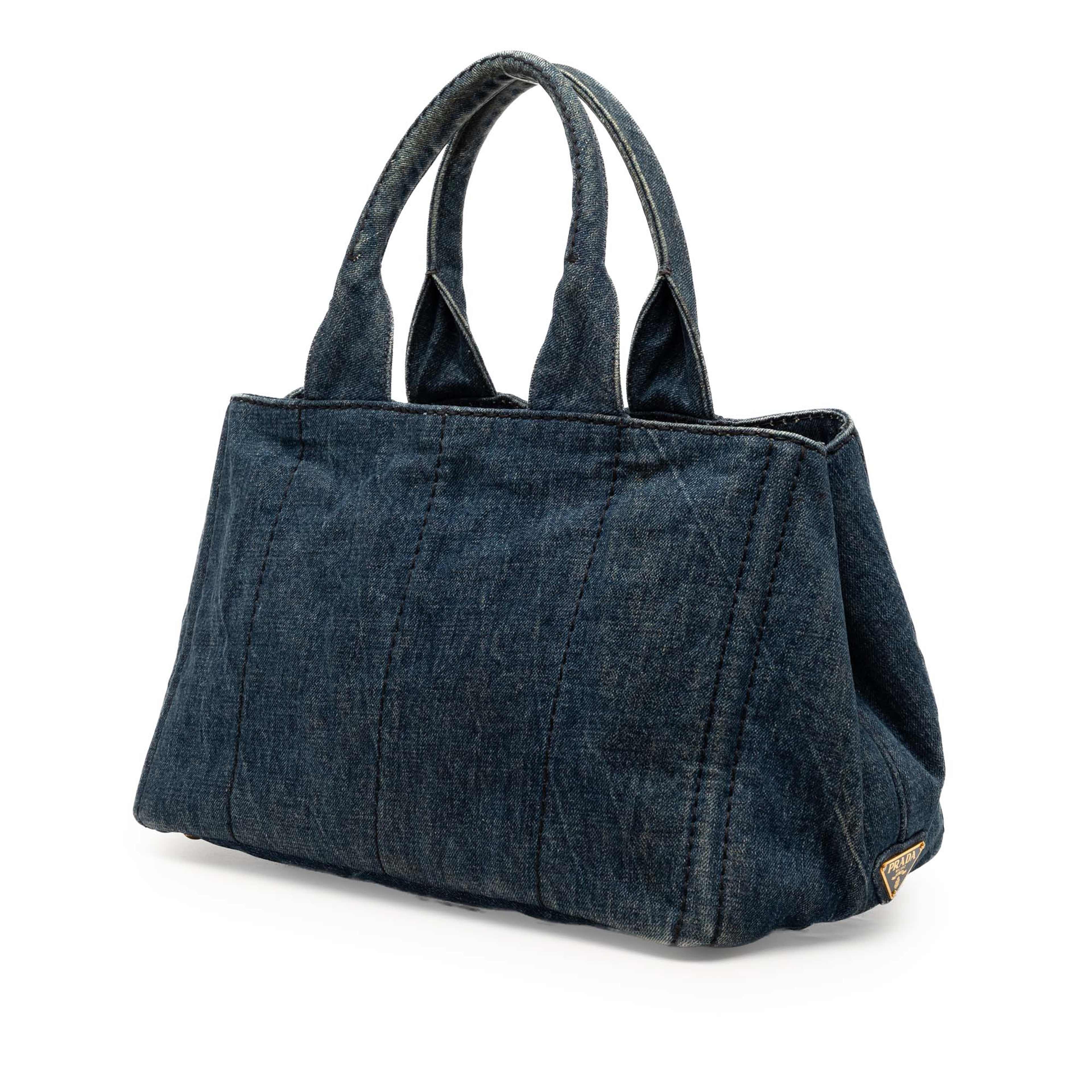 Prada Denim Canapa Logo Satchel, från Luxclusif, i färgen denim. Klicka för att öppna bilden i stort format