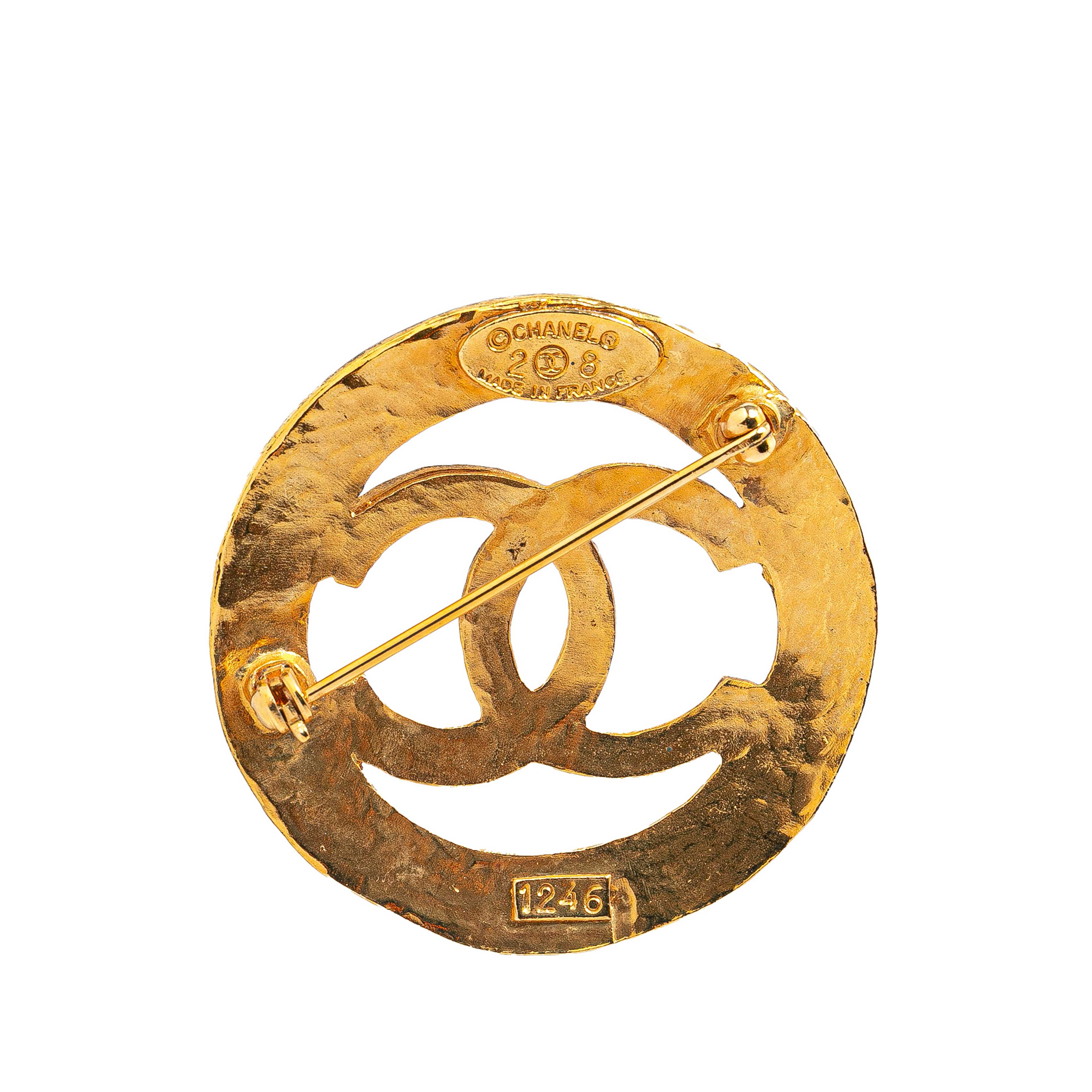 Chanel Gold Plated Cc Round Brooch