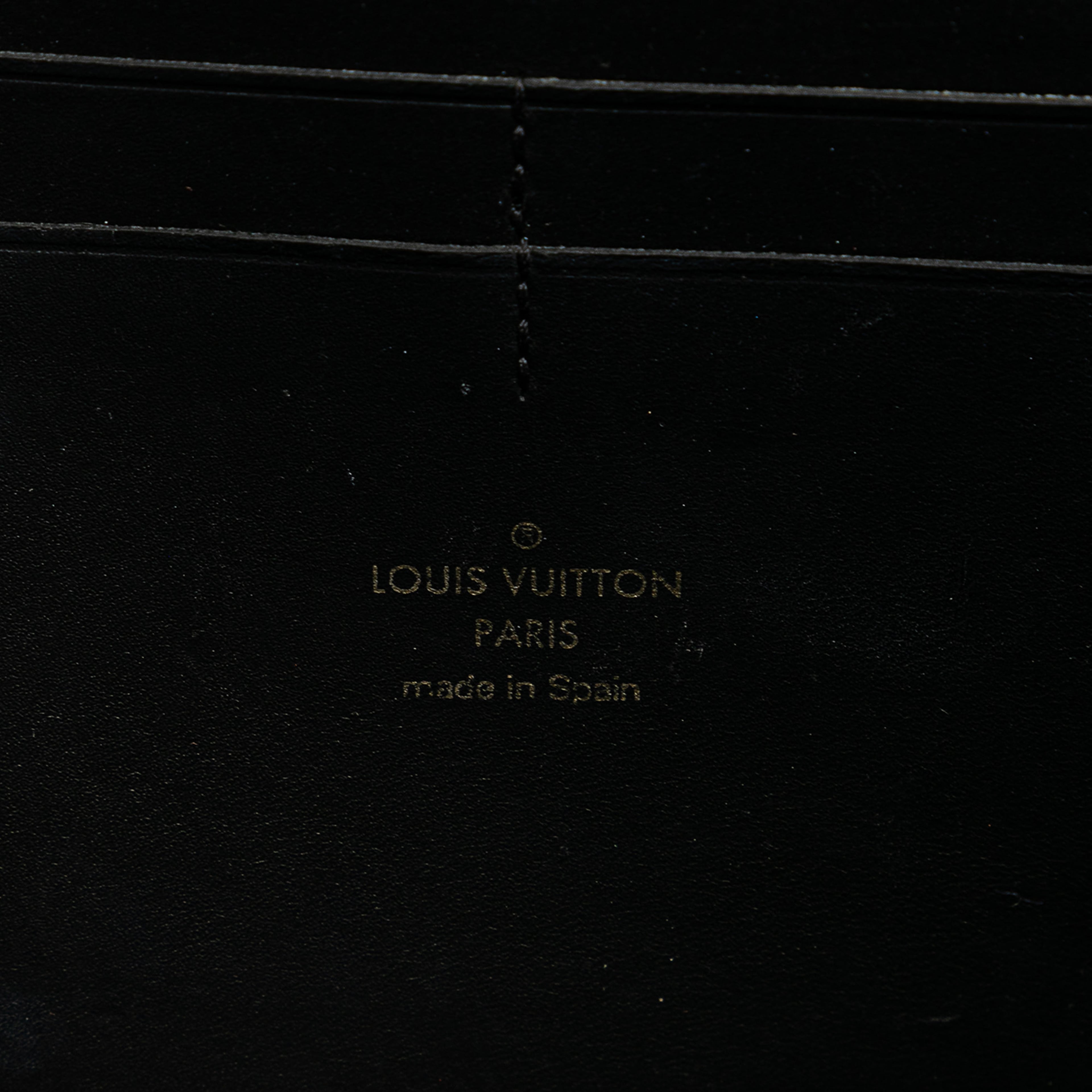 Louis Vuitton Monogram Reverse Dauphine Bumbag, från Luxclusif, i färgen brown. Klicka för att öppna bilden i stort format