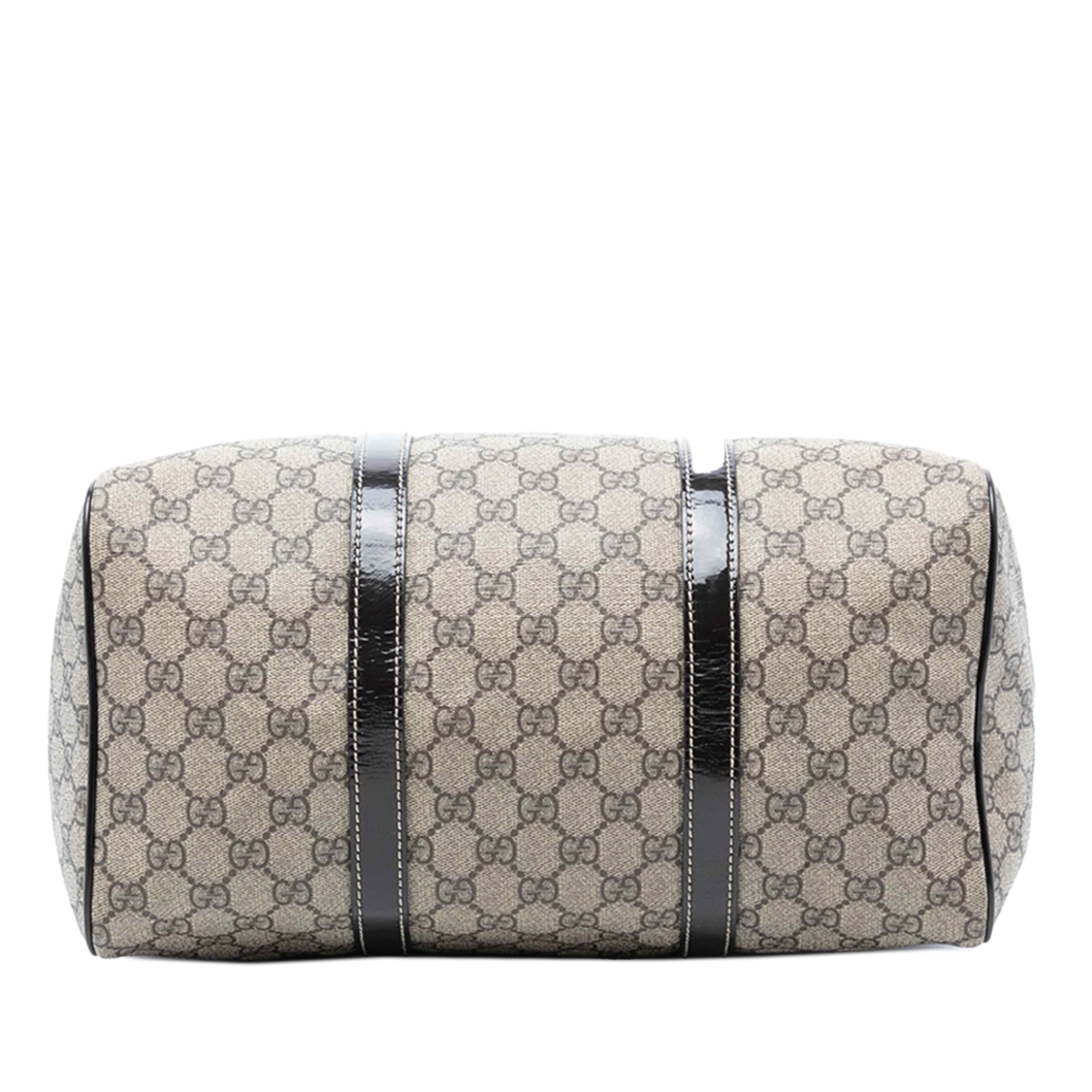 Gucci Medium Gg Supreme Joy Boston Bag, från Luxclusif, i färgen svart. Klicka för att öppna bilden i stort format