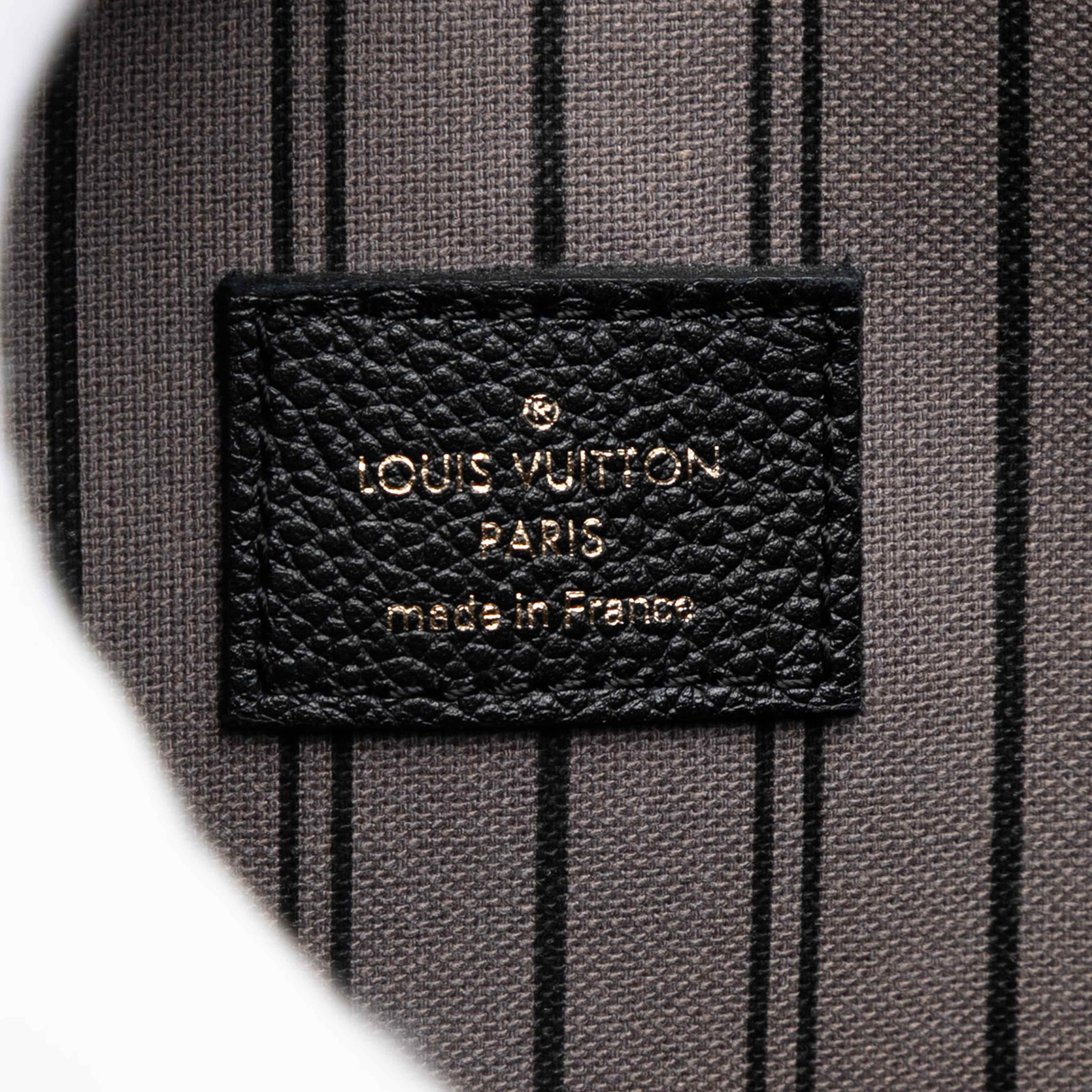 Louis Vuitton Monogram Empreinte Pochette Metis, från Luxclusif, i färgen black. Klicka för att öppna bilden i stort format