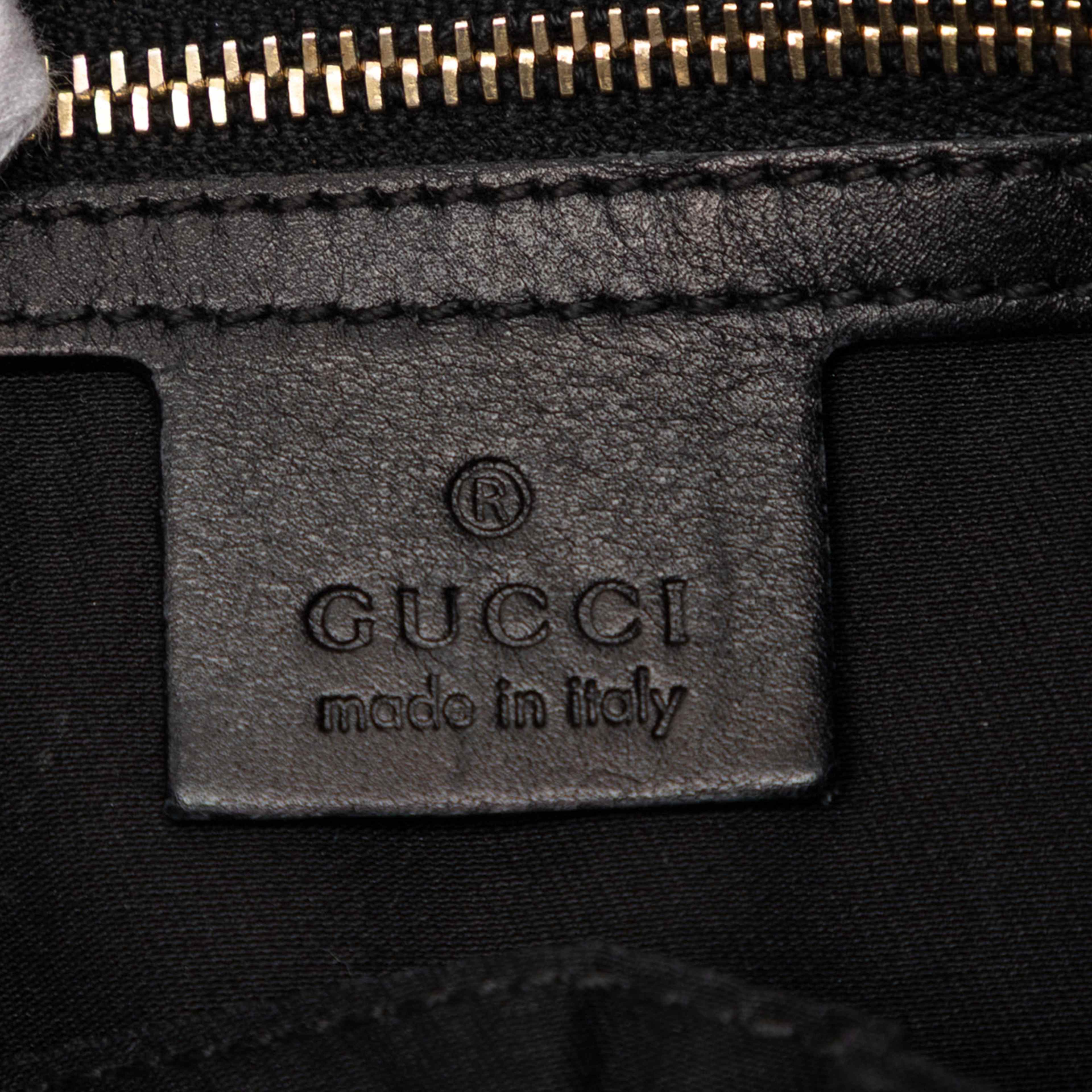 Gucci Gg Canvas Dialux Queen Hobo, från Luxclusif, i färgen black. Klicka för att öppna bilden i stort format