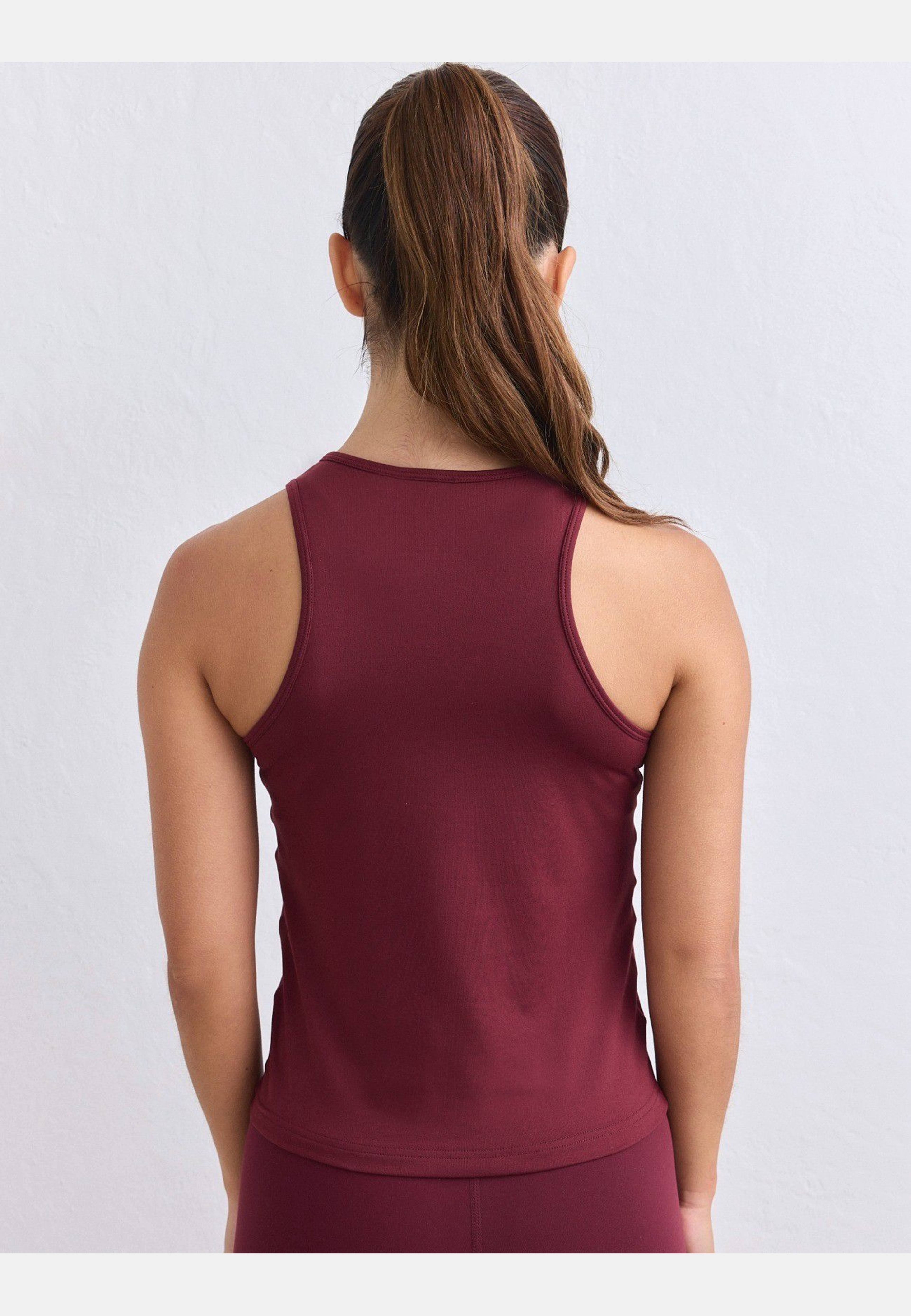 Soft Basic Singlet, från aim'n, i färgen merlot. Klicka för att öppna bilden i stort format