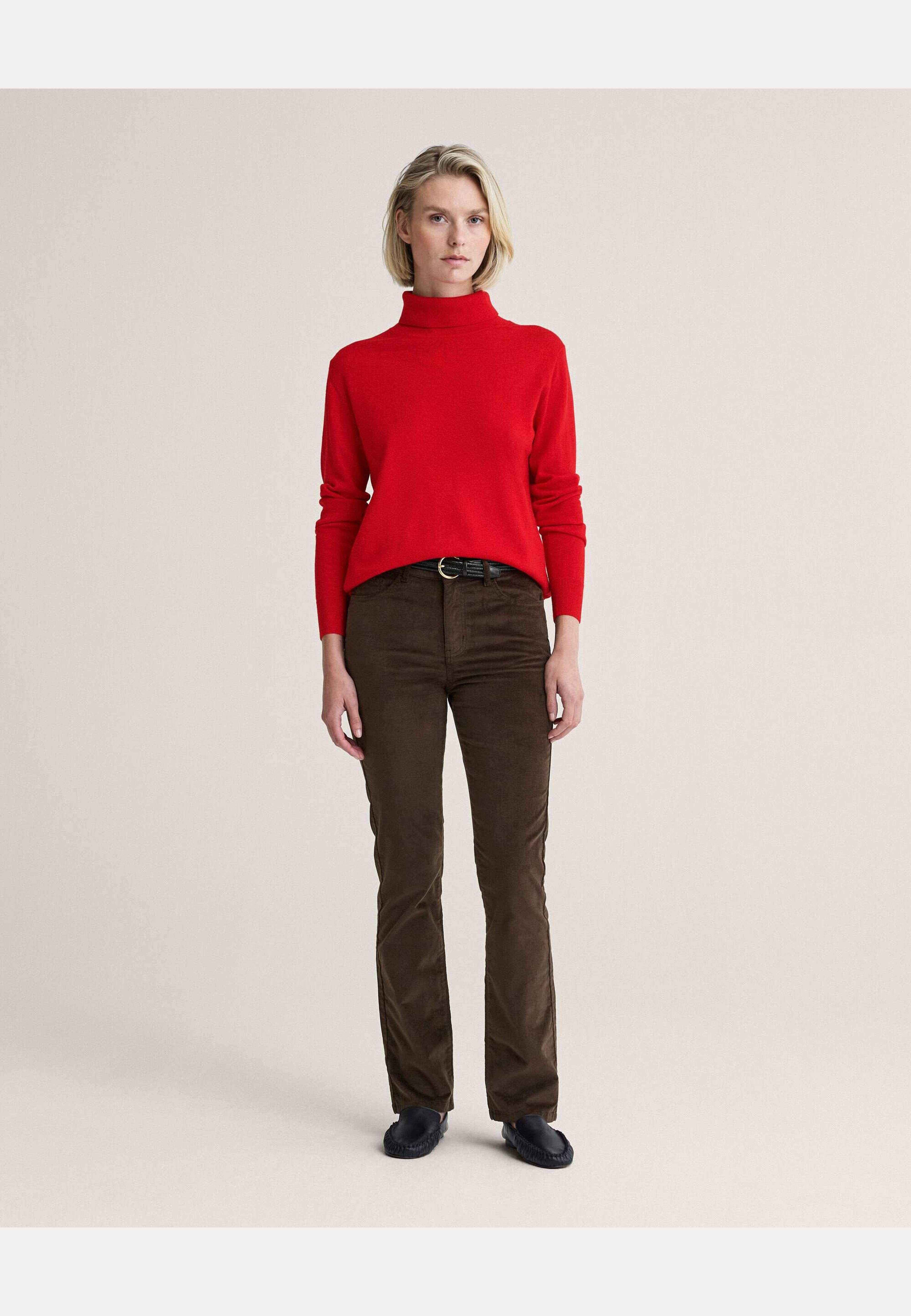 Nora Long Velvet Trousers, från Newhouse, i färgen brun. Klicka för att öppna bilden i stort format
