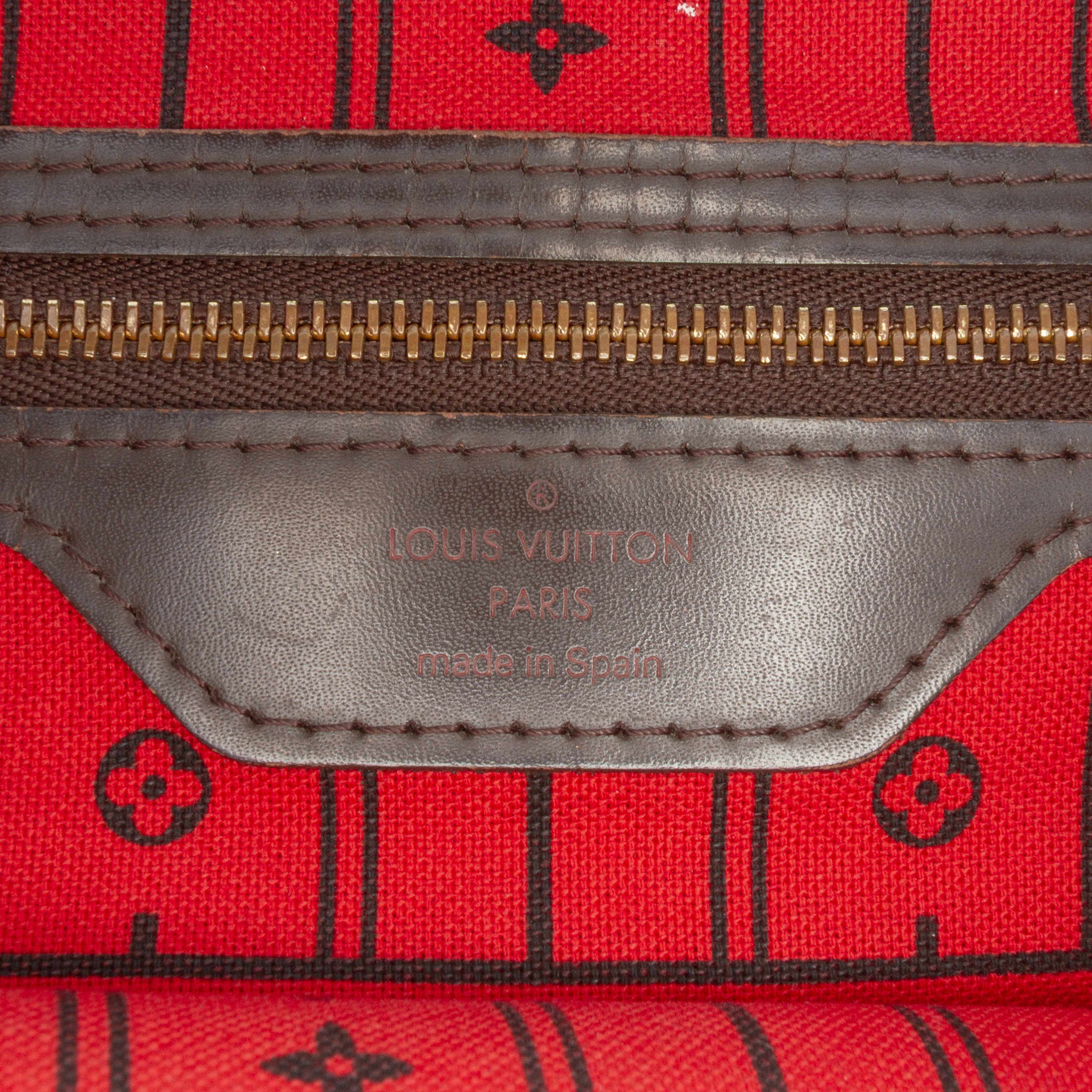 Louis Vuitton Damier Ebene Neverfull Mm, från Luxclusif, i färgen brown. Klicka för att öppna bilden i stort format