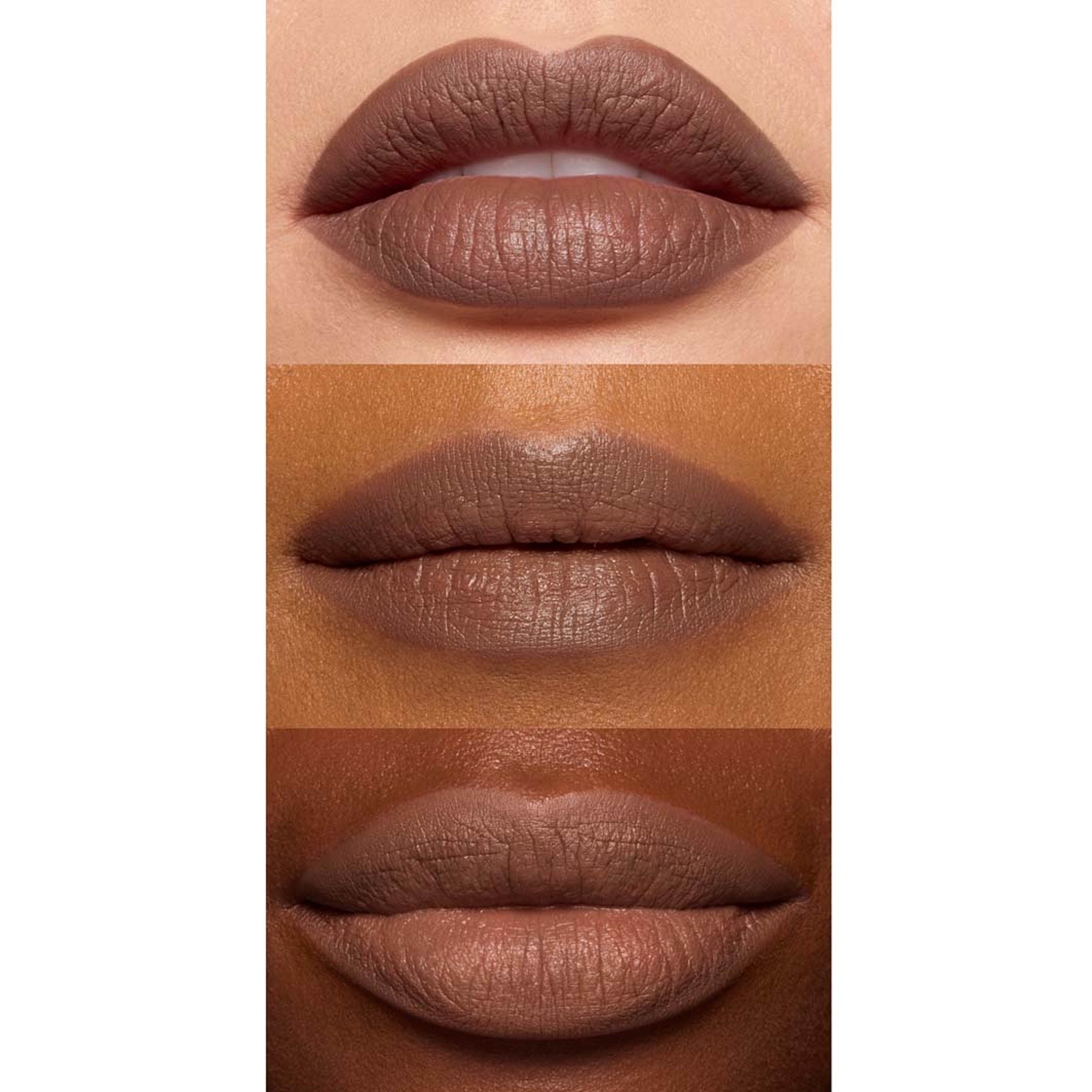 Cream Glide Lip Liner, från e.l.f, i färgen Espresso Martini. Klicka för att öppna bilden i stort format