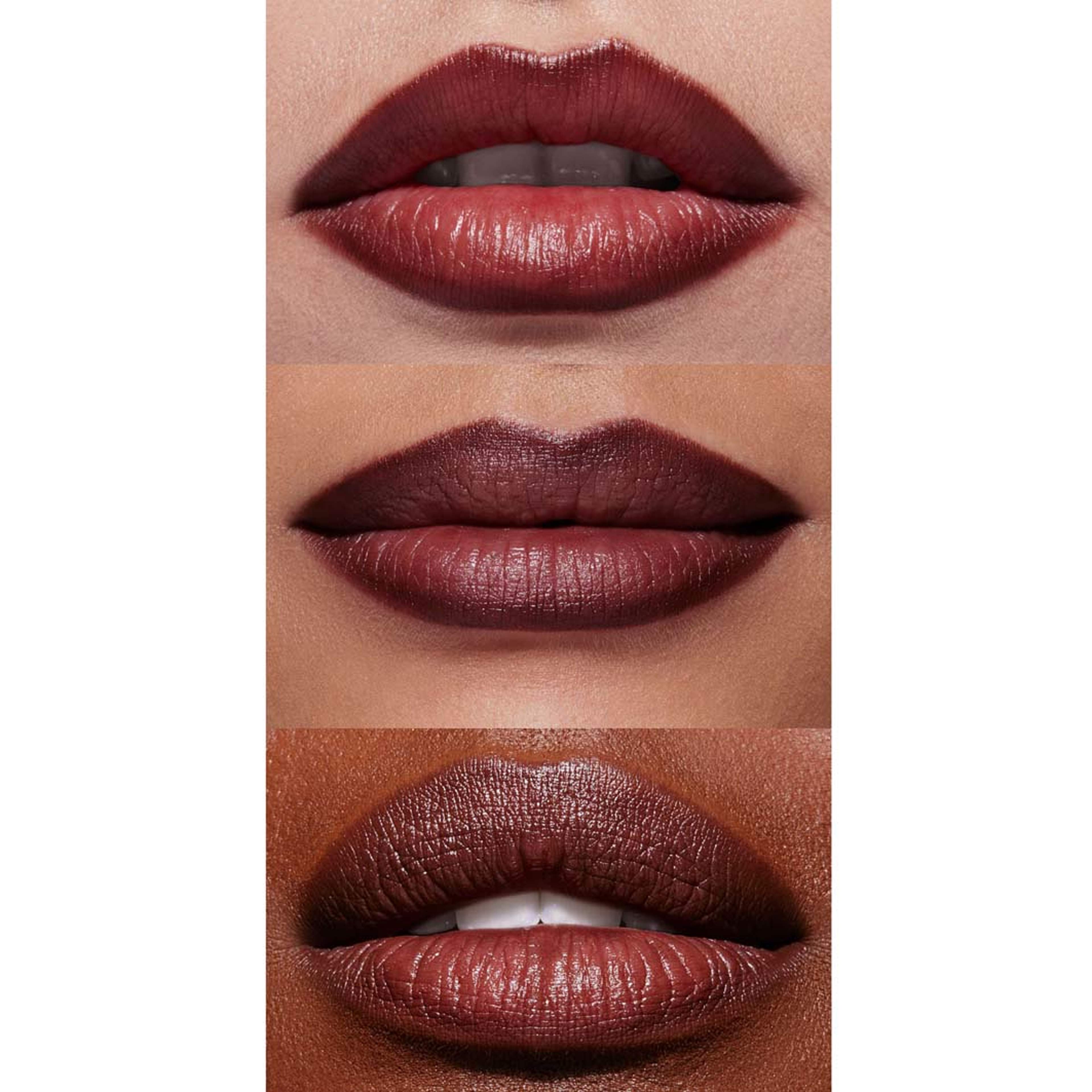 Cream Glide Lip Liner, från e.l.f, i färgen Dark Cocoa. Klicka för att öppna bilden i stort format
