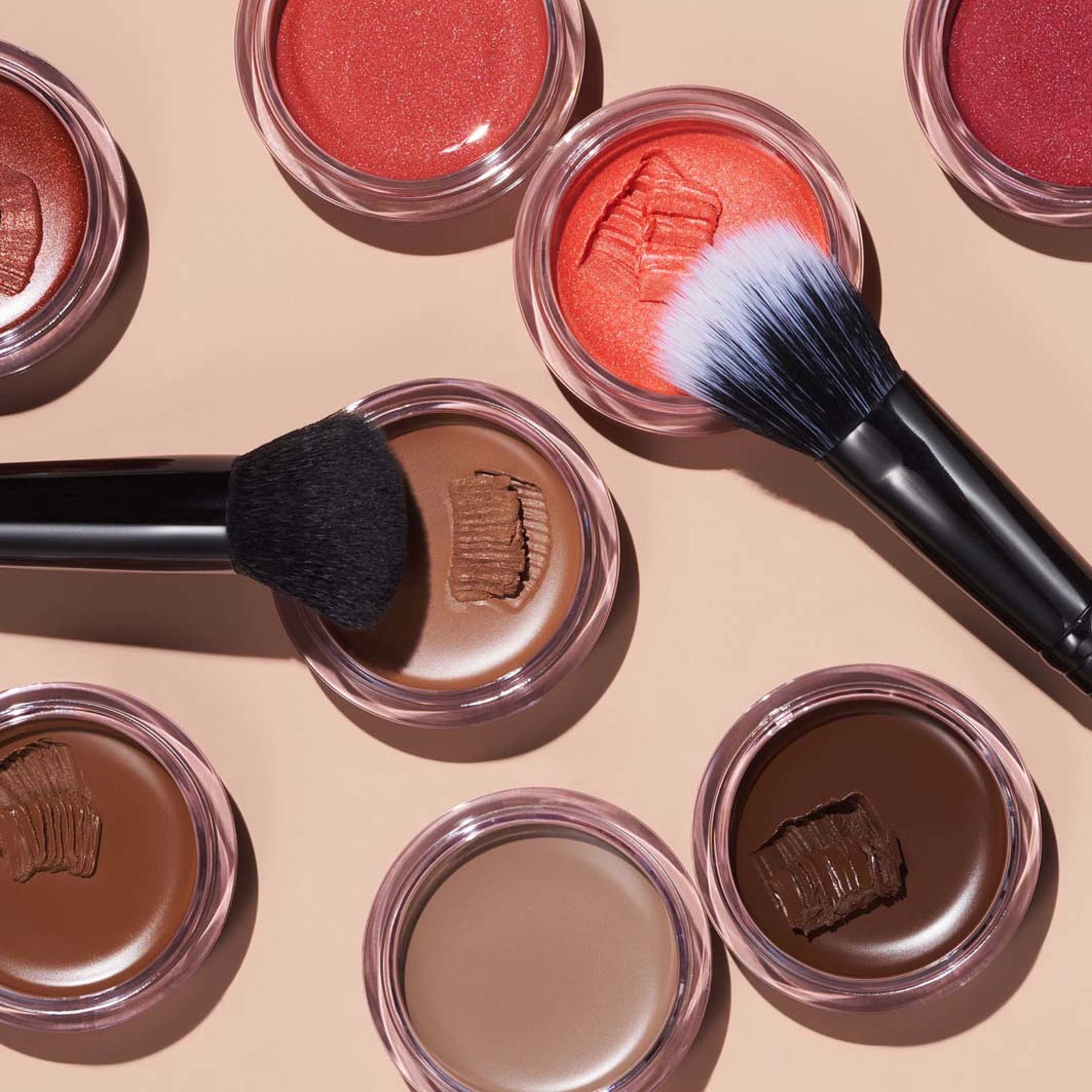 Luminous Putty Blush, från e.l.f, i färgen Belize. Klicka för att öppna bilden i stort format