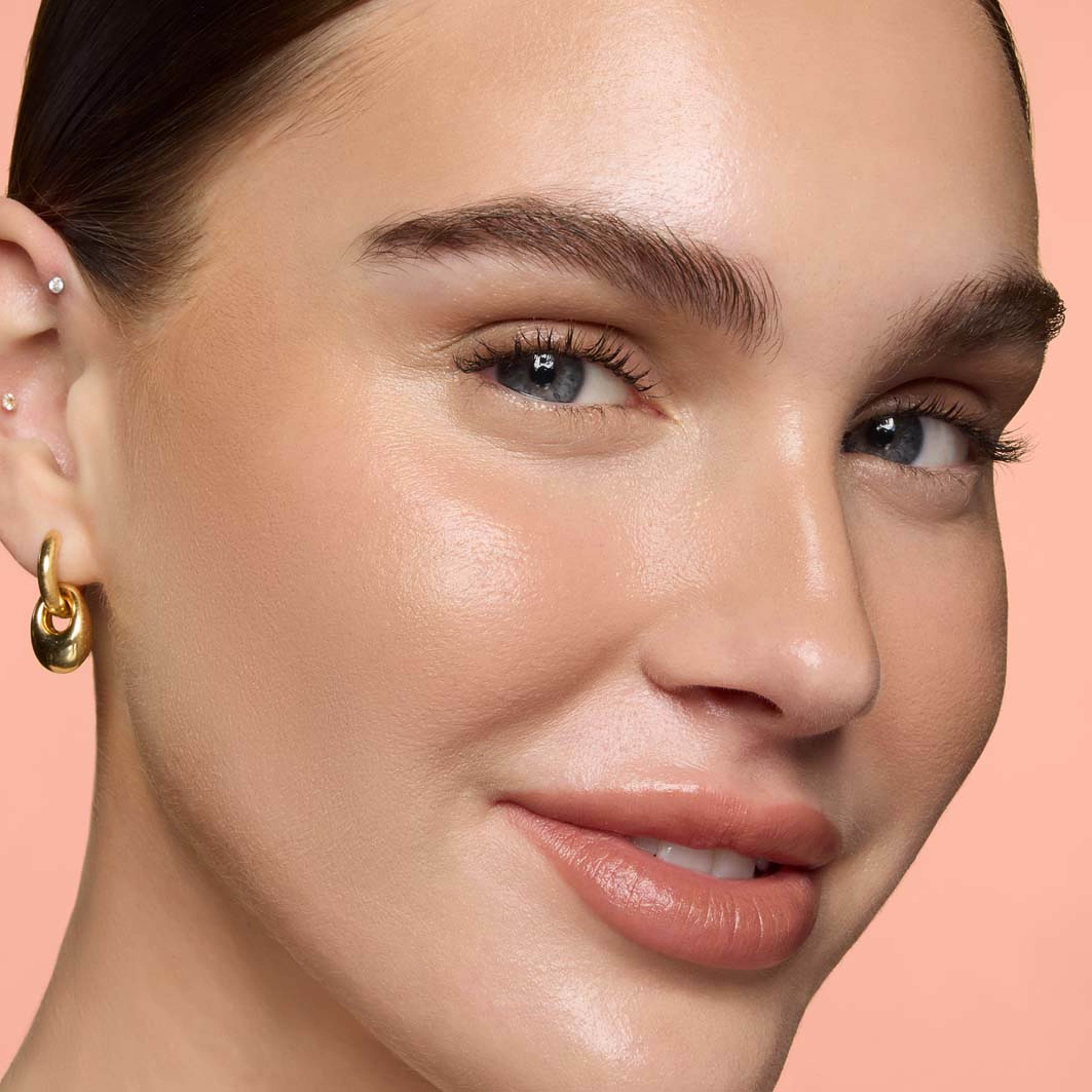 Soft Glam Cream Bronzer, från e.l.f, i färgen Fair. Klicka för att öppna bilden i stort format