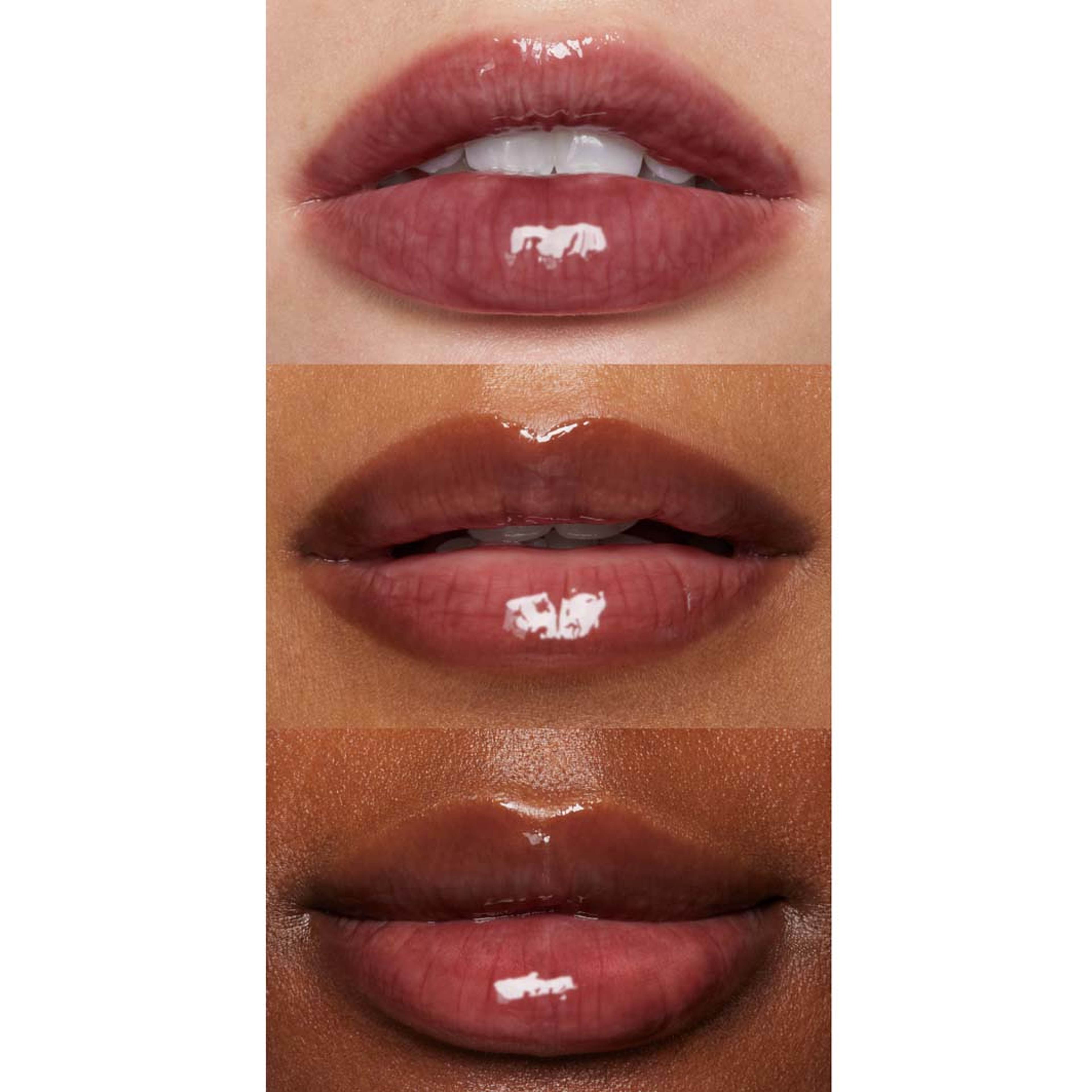 Glow Reviver Melting Lip Balm, från e.l.f, i färgen Blackberry Sorbet. Klicka för att öppna bilden i stort format