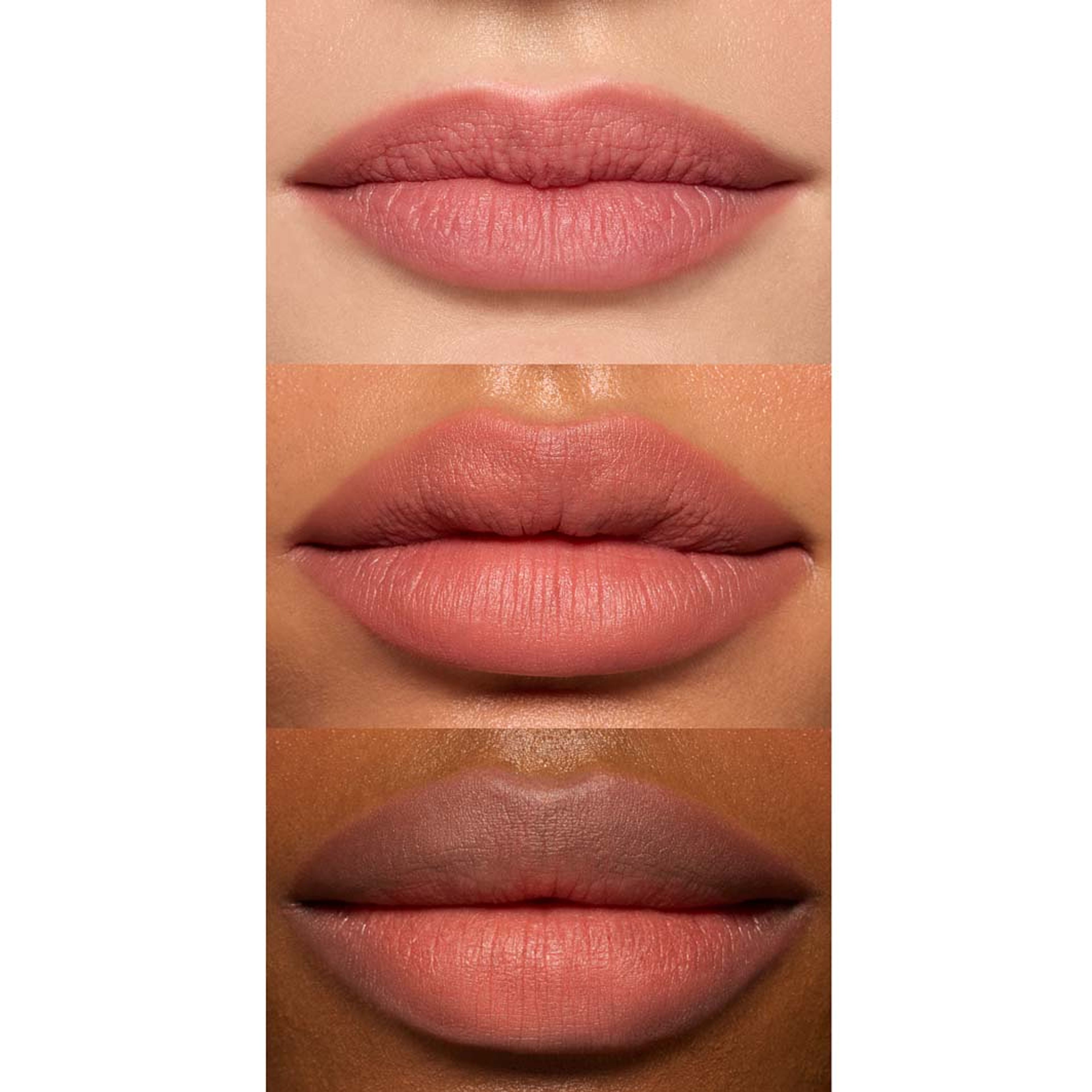 So Blurreal Lip & Cheek Whip, från e.l.f, i färgen Whip Afterglow. Klicka för att öppna bilden i stort format