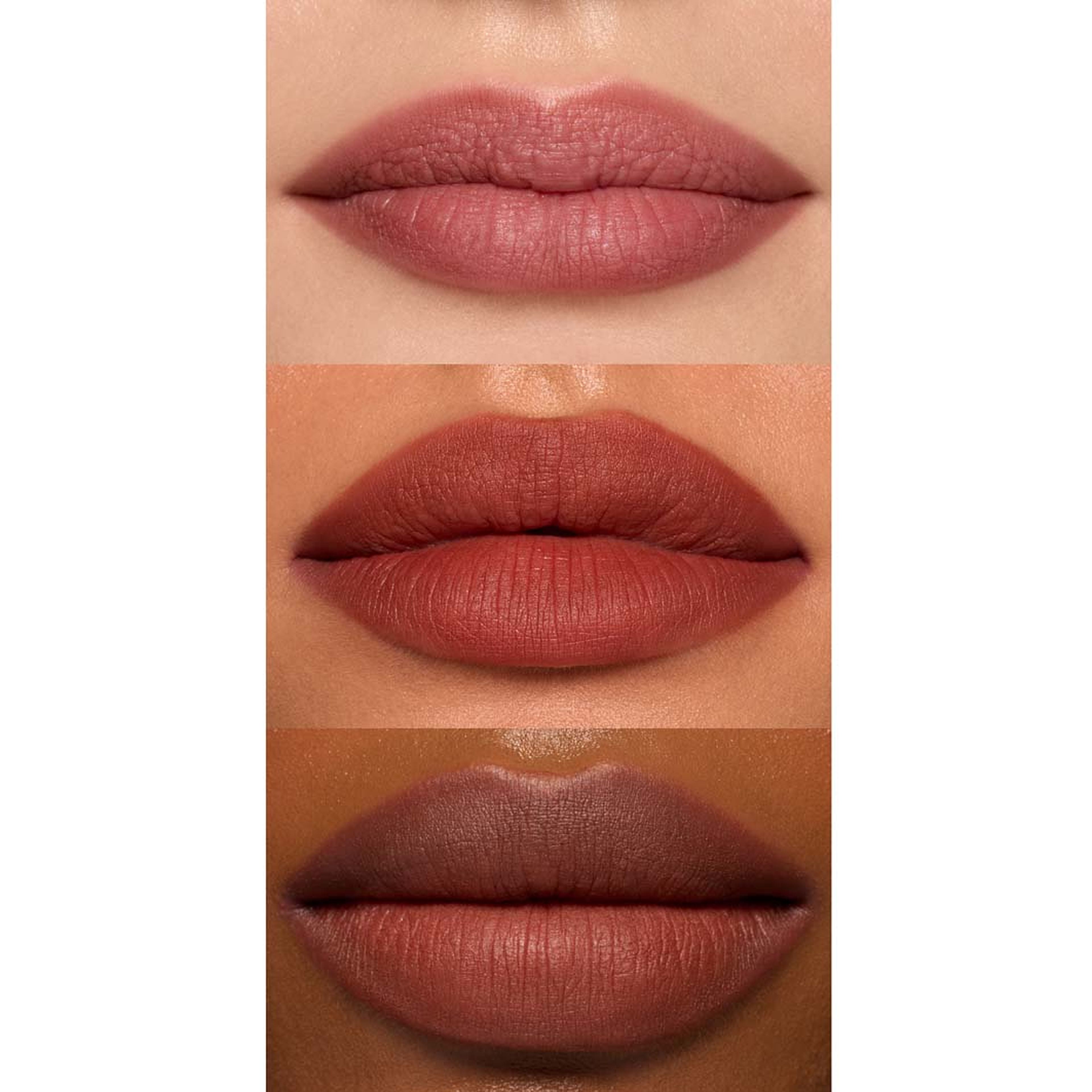 So Blurreal Lip & Cheek Whip, från e.l.f, i färgen Fudge Around. Klicka för att öppna bilden i stort format