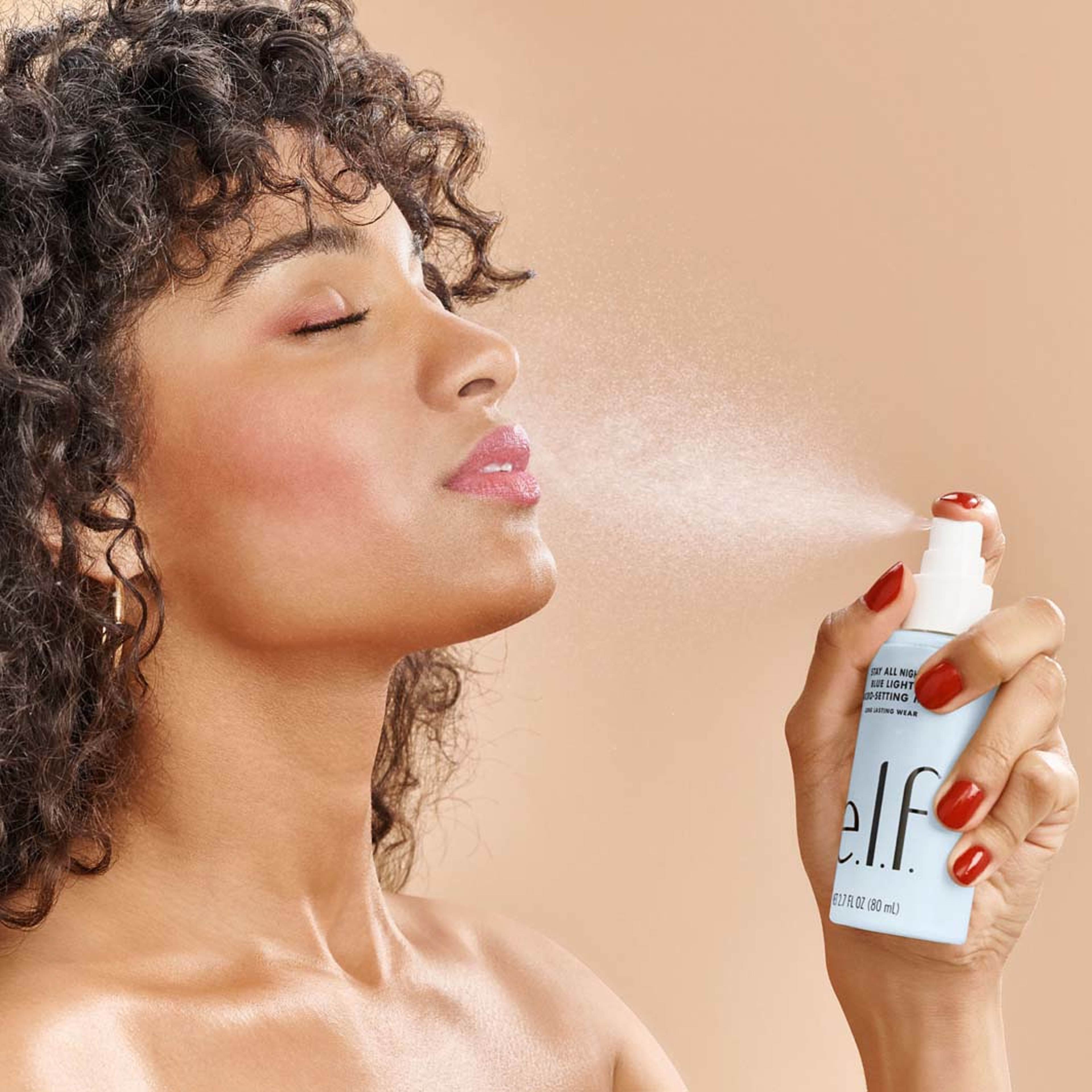 Dewy Coconut Setting Mist, från e.l.f. Klicka för att öppna bilden i stort format