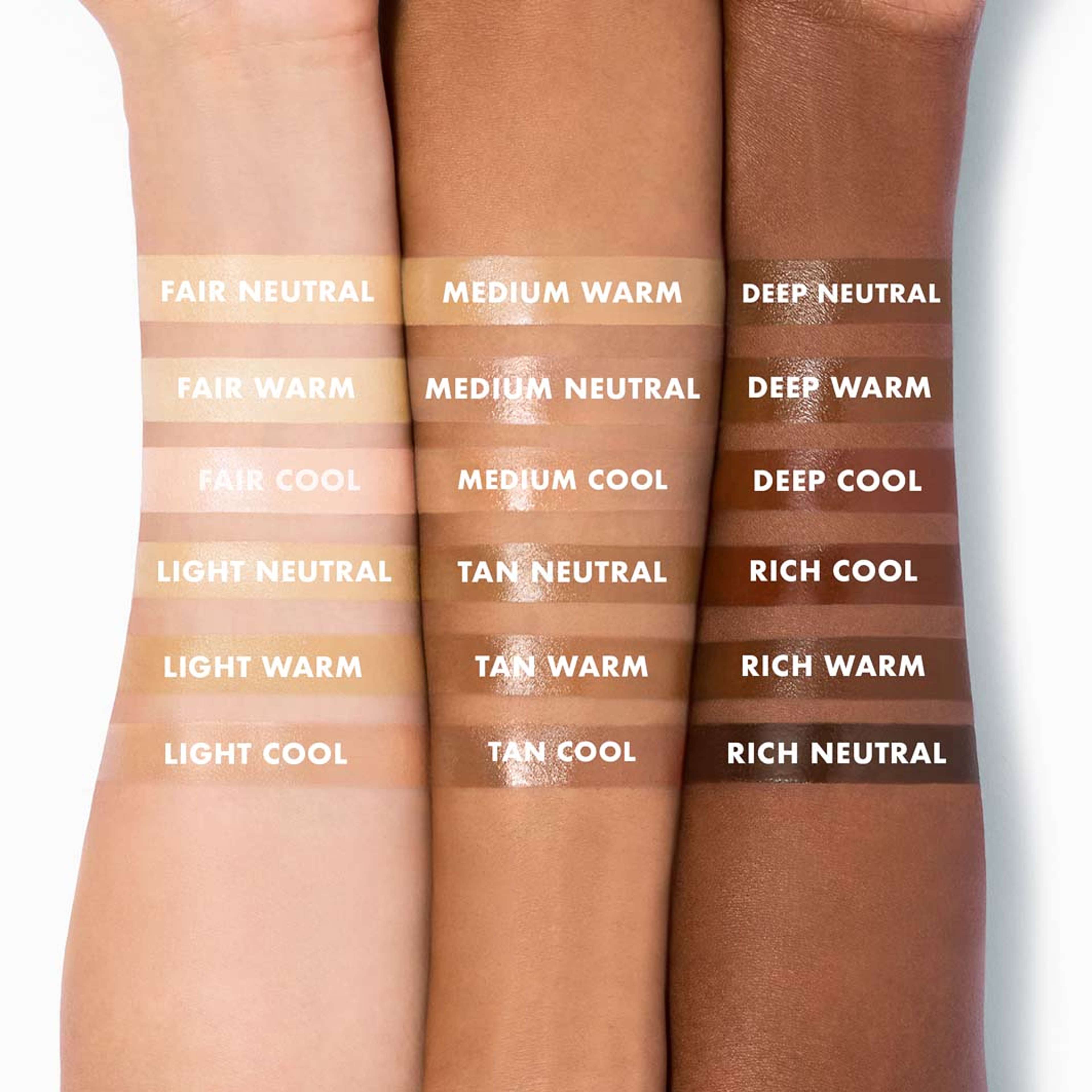 Halo Glow Skin Tint SPF50, från e.l.f, i färgen Fair Warm. Klicka för att öppna bilden i stort format