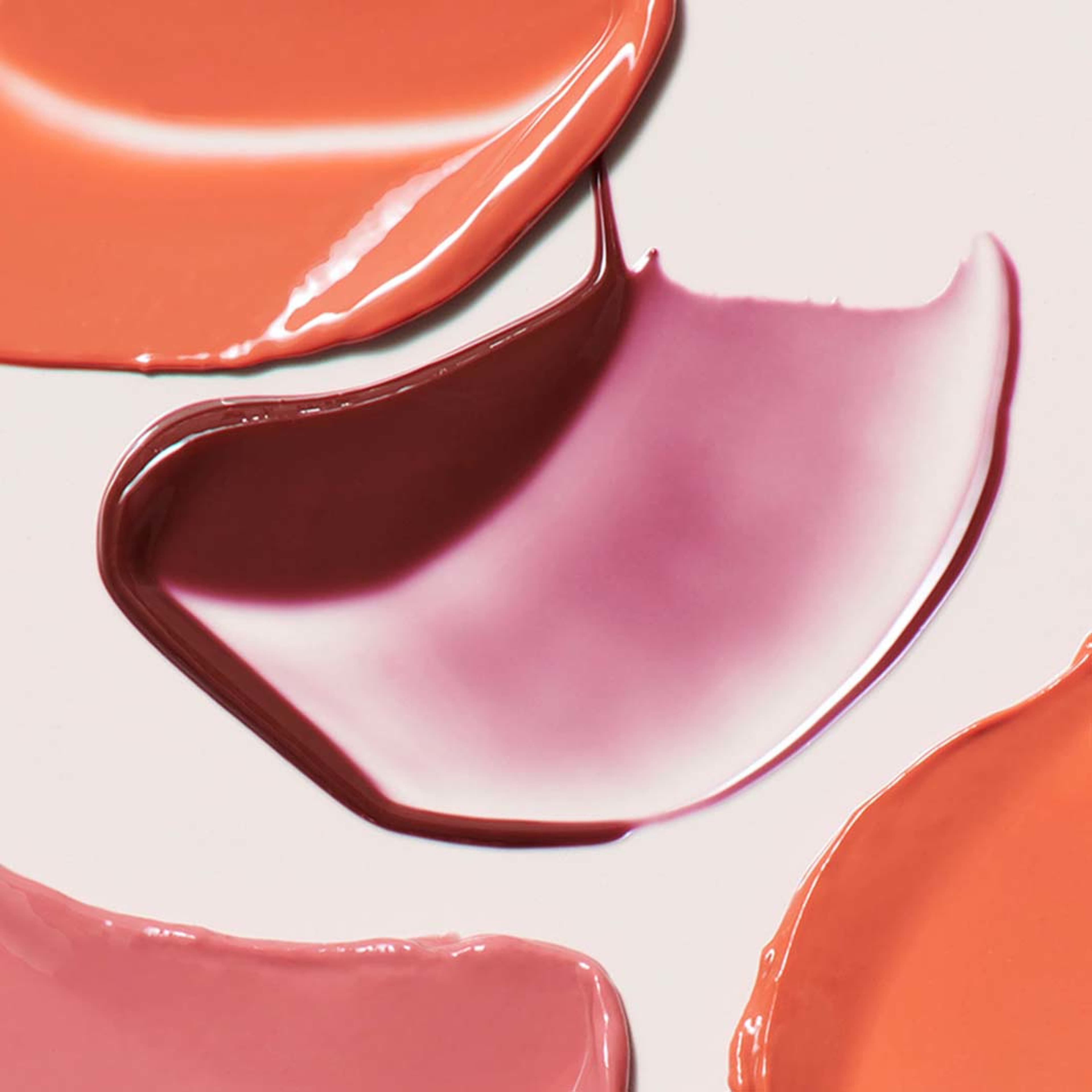 Hydrating Core Lip Shine, från e.l.f, i färgen Ecstatic. Klicka för att öppna bilden i stort format