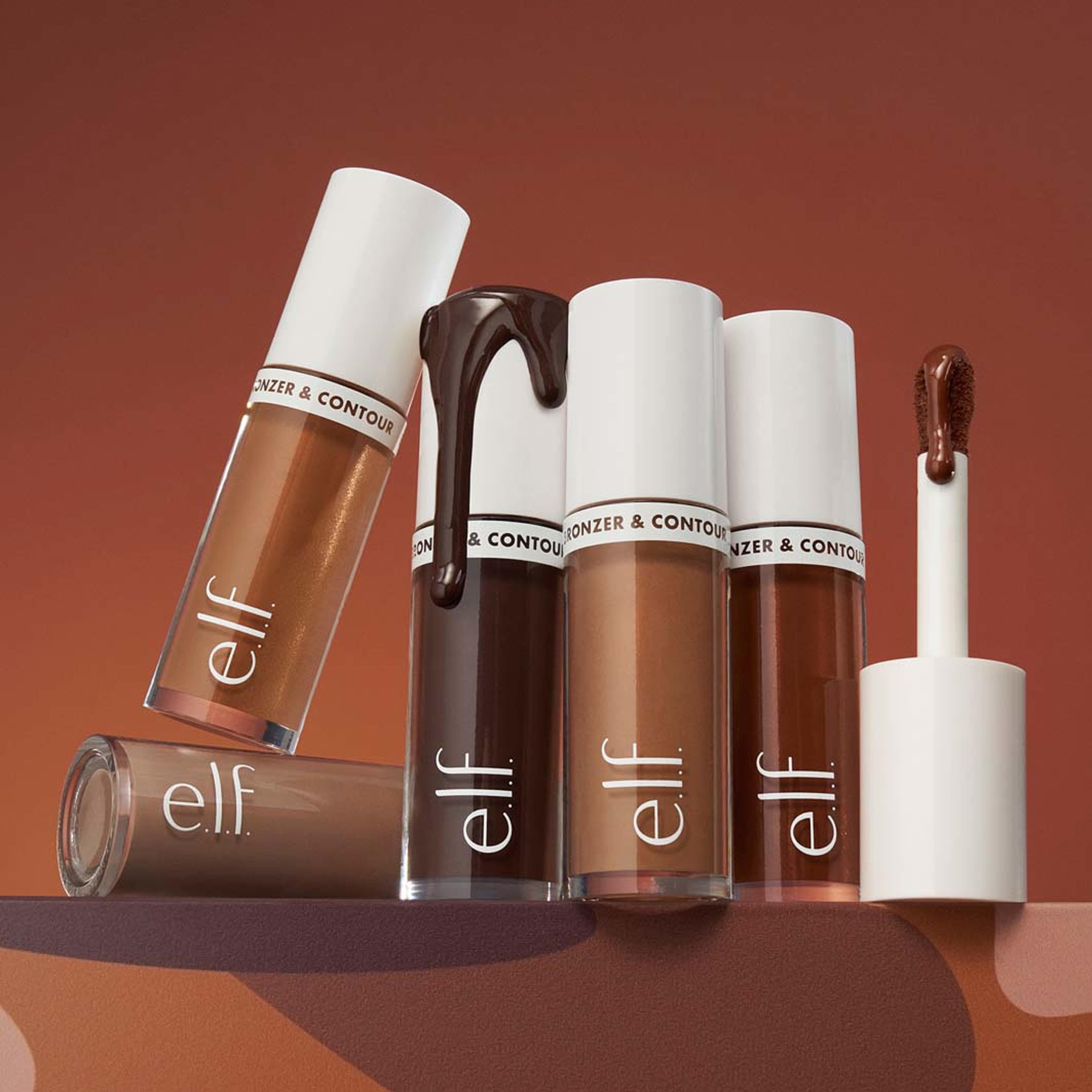 Camo Liquid Bronzer & Contour, från e.l.f, i färgen Light 3. Klicka för att öppna bilden i stort format