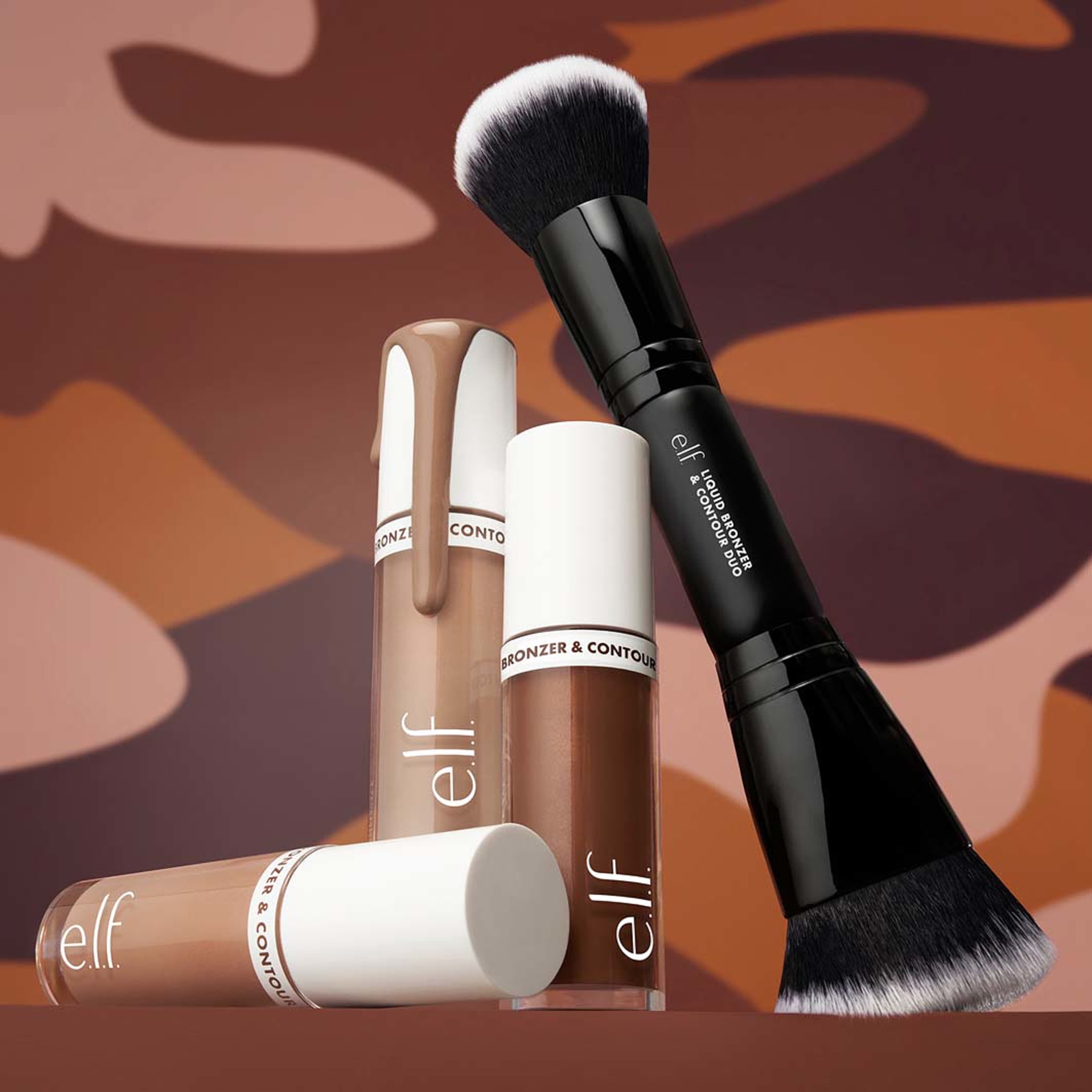 Camo Liquid Bronzer & Contour, från e.l.f, i färgen Tan 6. Klicka för att öppna bilden i stort format