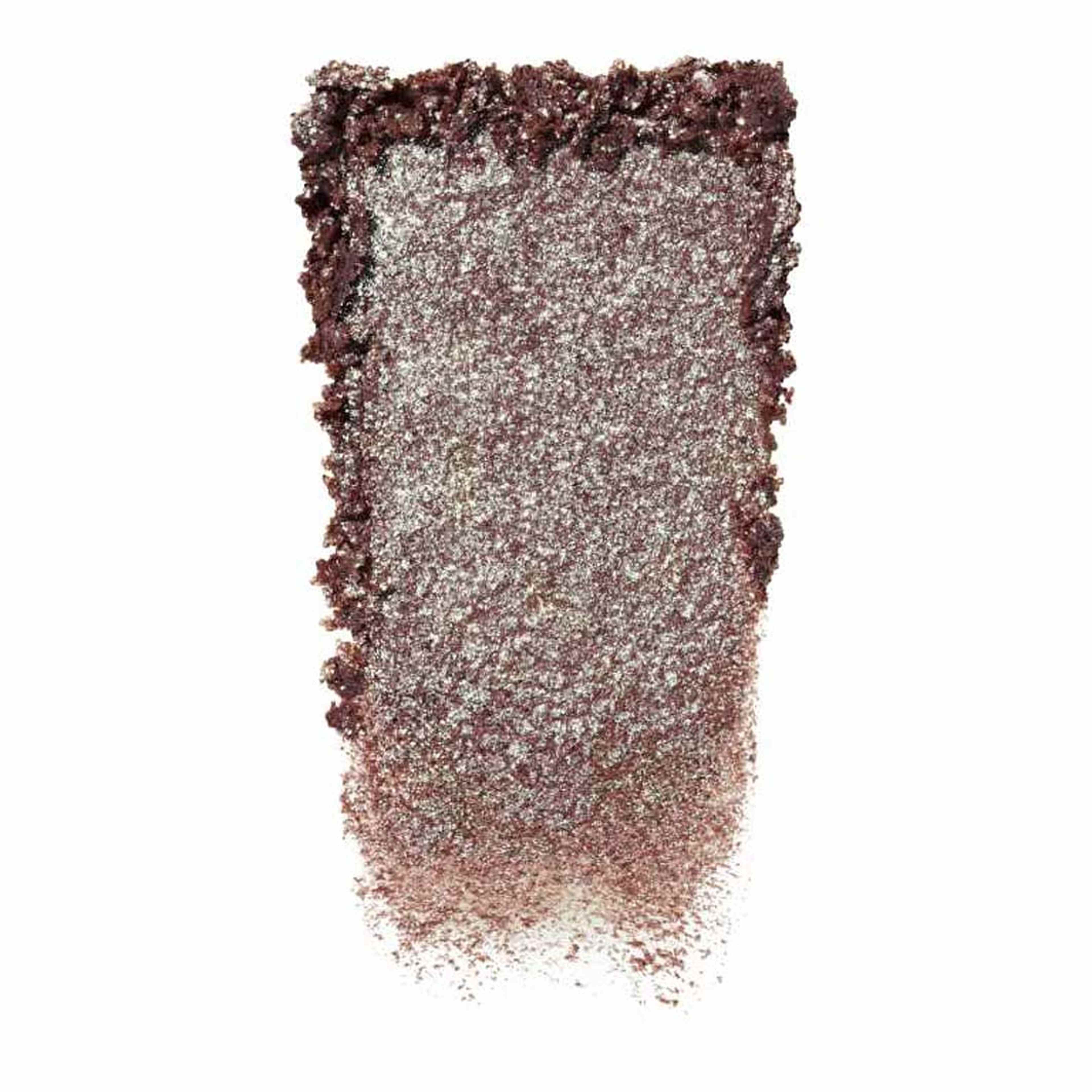 Fine as Fleck Glitter Eyeshadow, från e.l.f, i färgen Straight Fire. Klicka för att öppna bilden i stort format