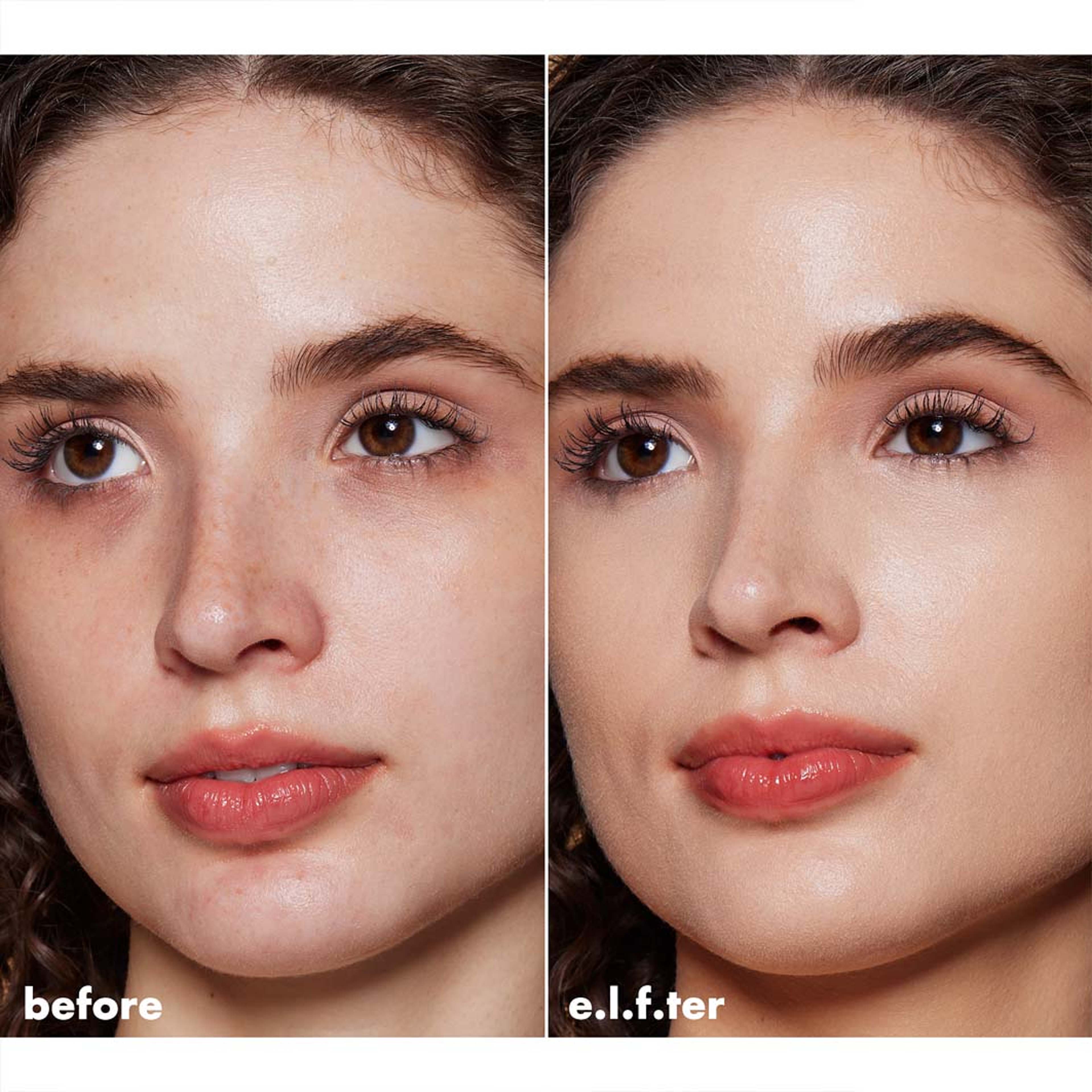 Soft Glam Satin Foundation, från e.l.f, i färgen Fair Neutral 13. Klicka för att öppna bilden i stort format
