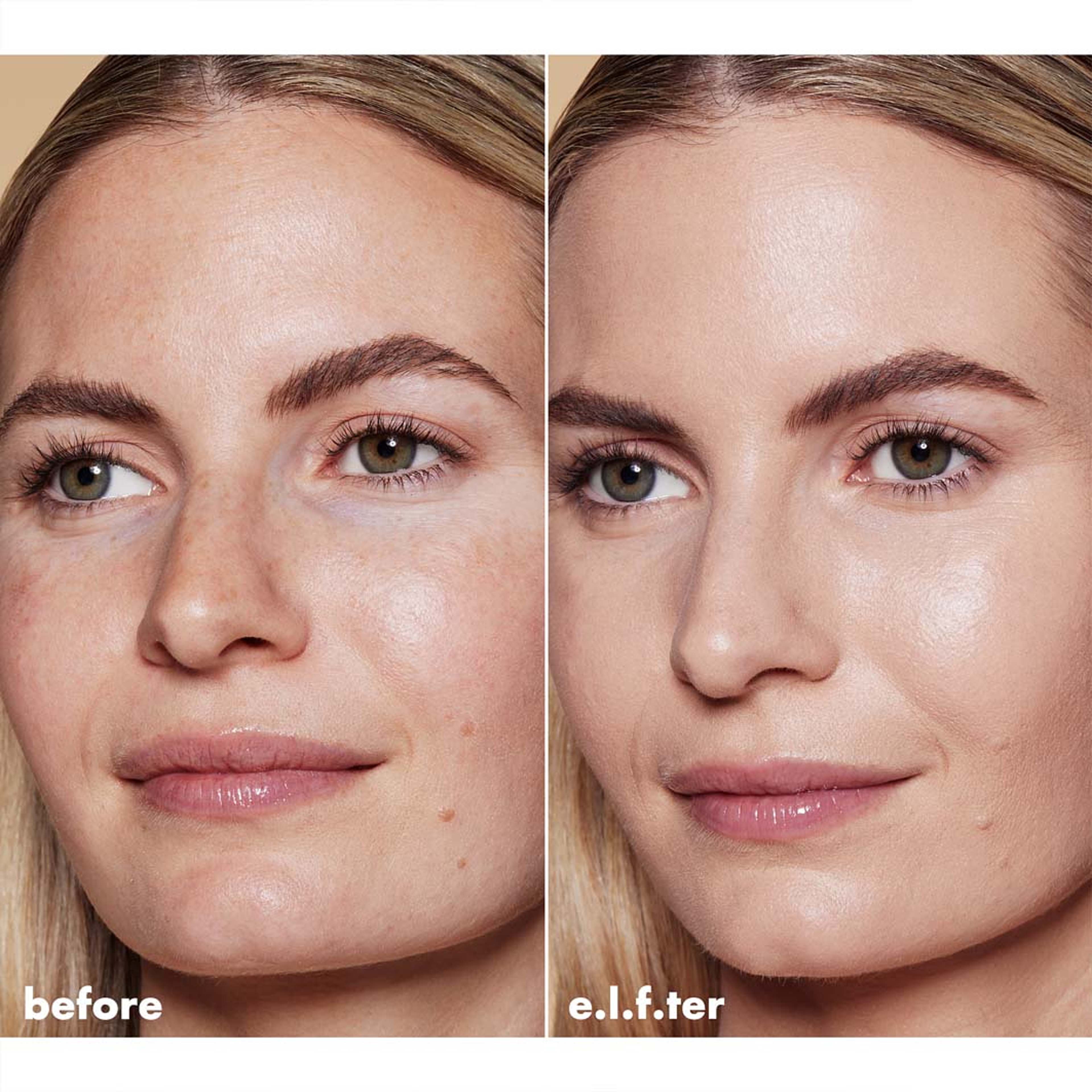 Soft Glam Satin Foundation, från e.l.f, i färgen Light Cool 20. Klicka för att öppna bilden i stort format