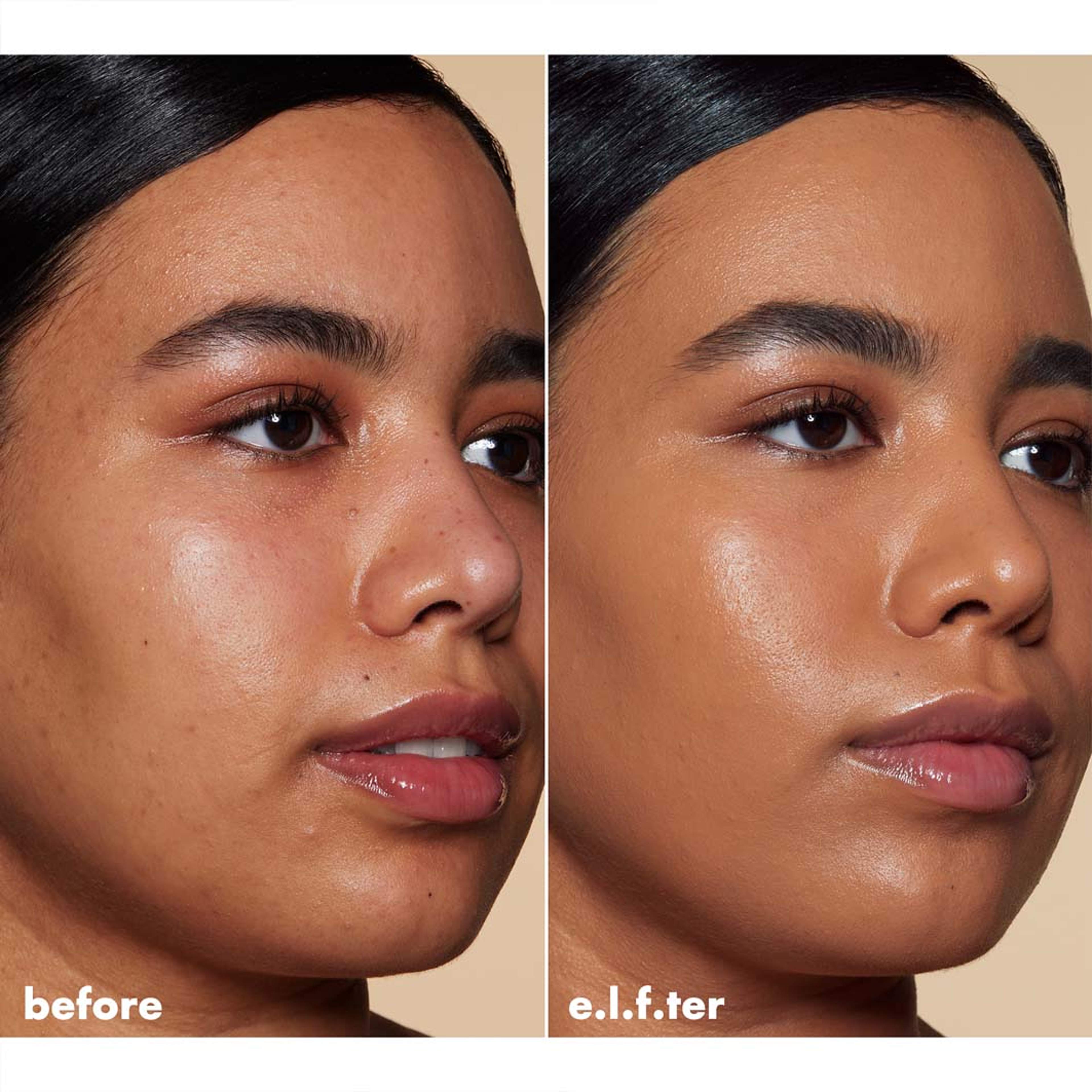 Soft Glam Satin Foundation, från e.l.f, i färgen Tan Cool 44. Klicka för att öppna bilden i stort format