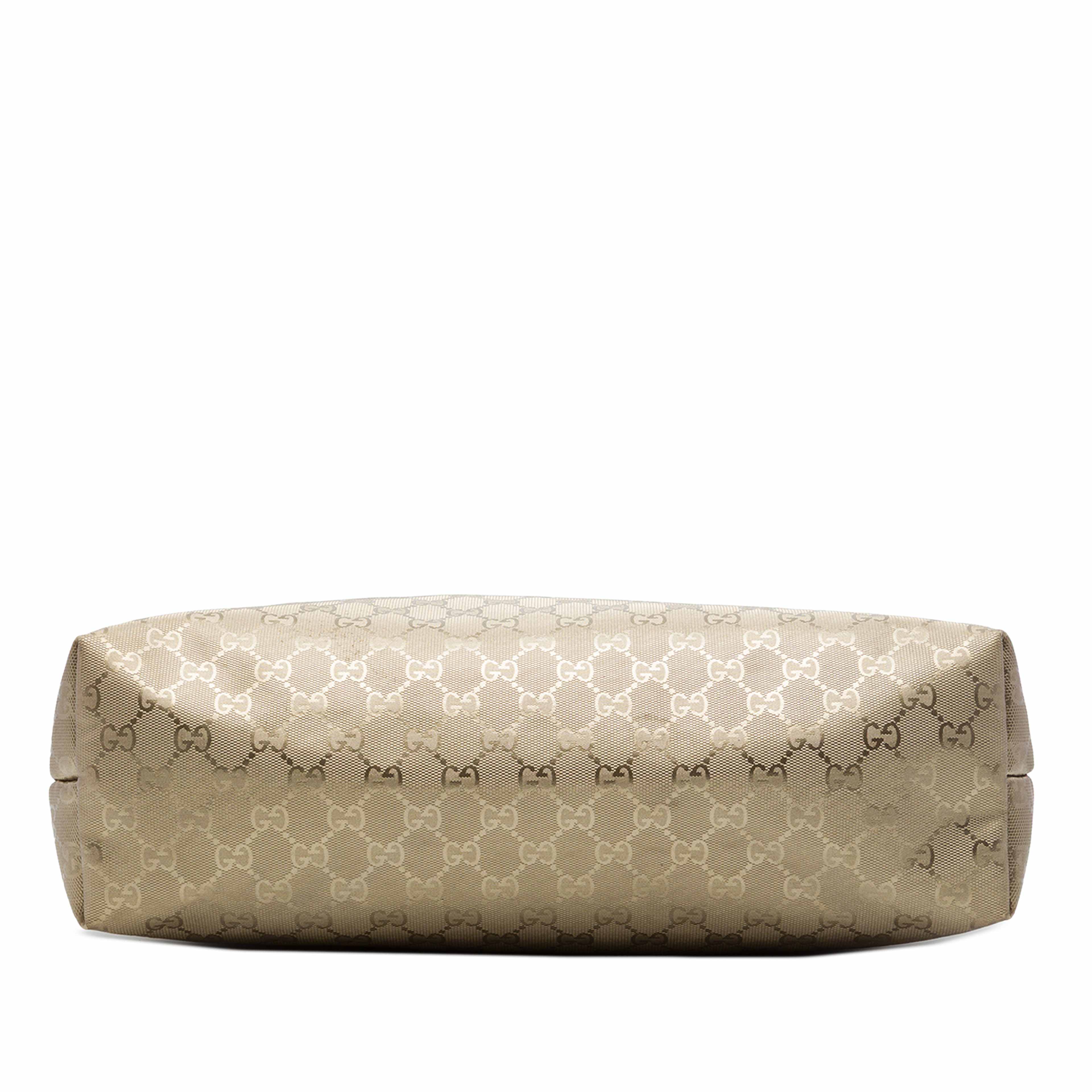 Gucci Medium Gg Imprime Tote, från Luxclusif, i färgen guld. Klicka för att öppna bilden i stort format