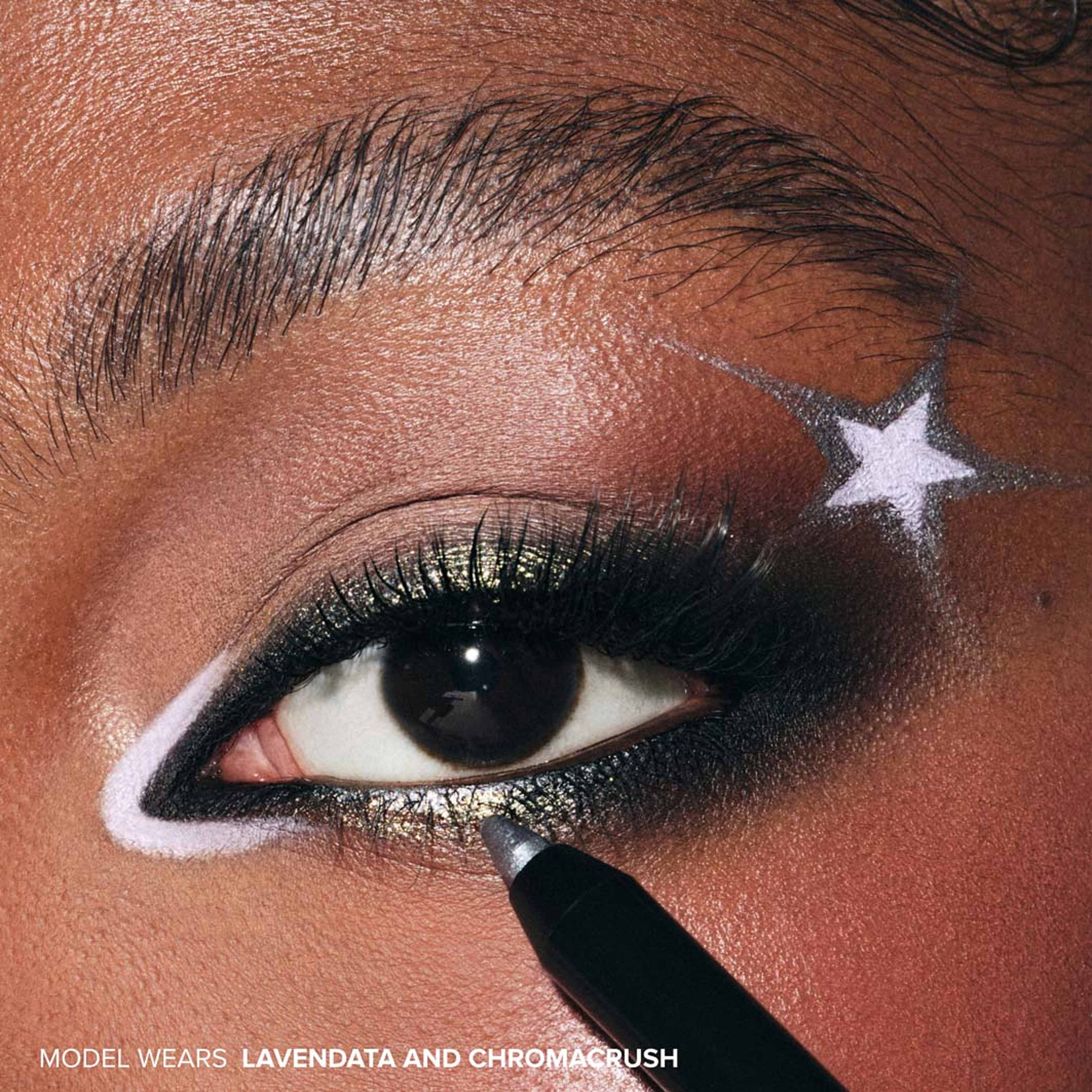 Dramaline Longwear Liner, från Anastasia Beverly Hills, i färgen Chrome Acid. Klicka för att öppna bilden i stort format