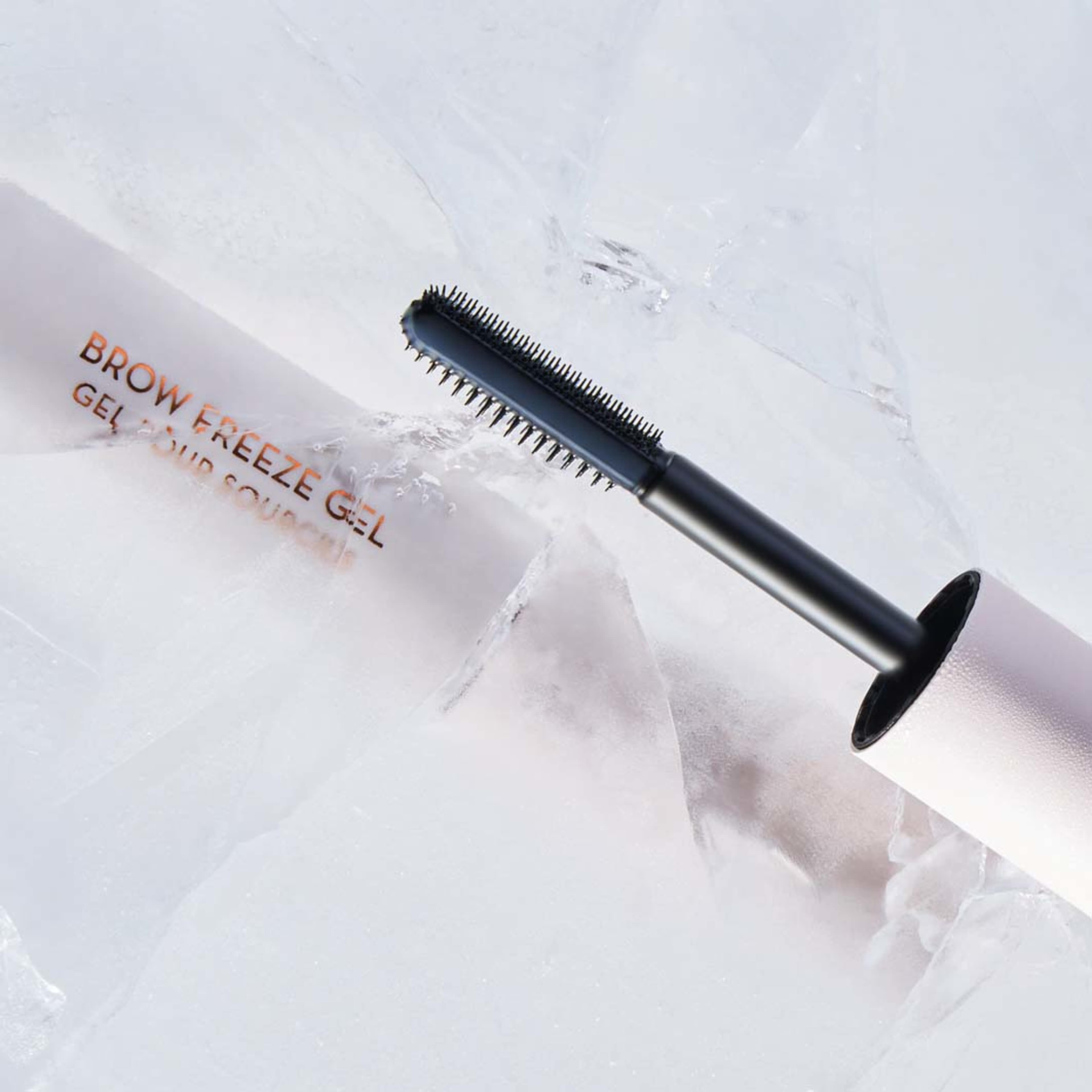 Brow Freeze Gel, från Anastasia Beverly Hills. Klicka för att öppna bilden i stort format