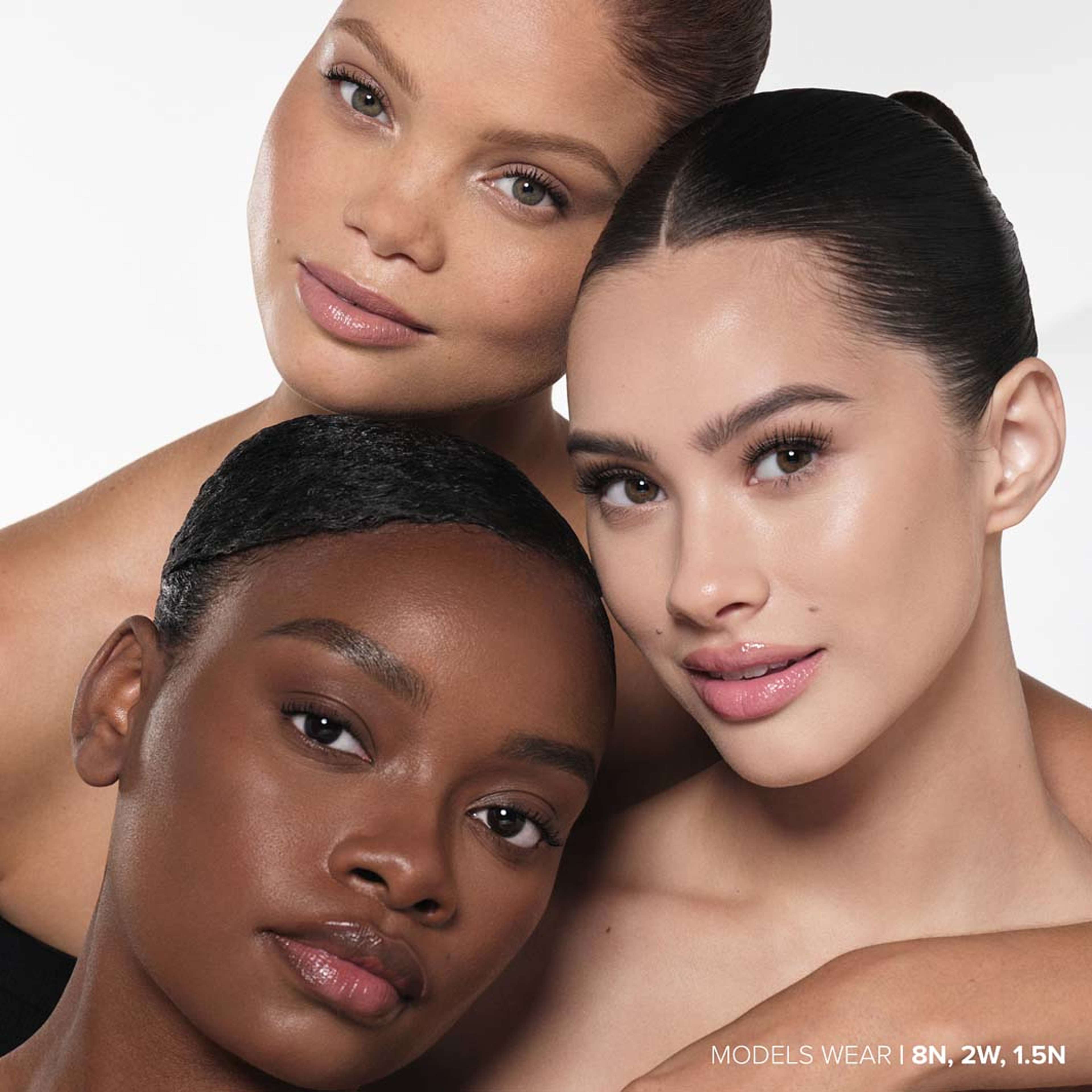 Impeccable Foundation & Face Brush, från Anastasia Beverly Hills. Klicka för att öppna bilden i stort format