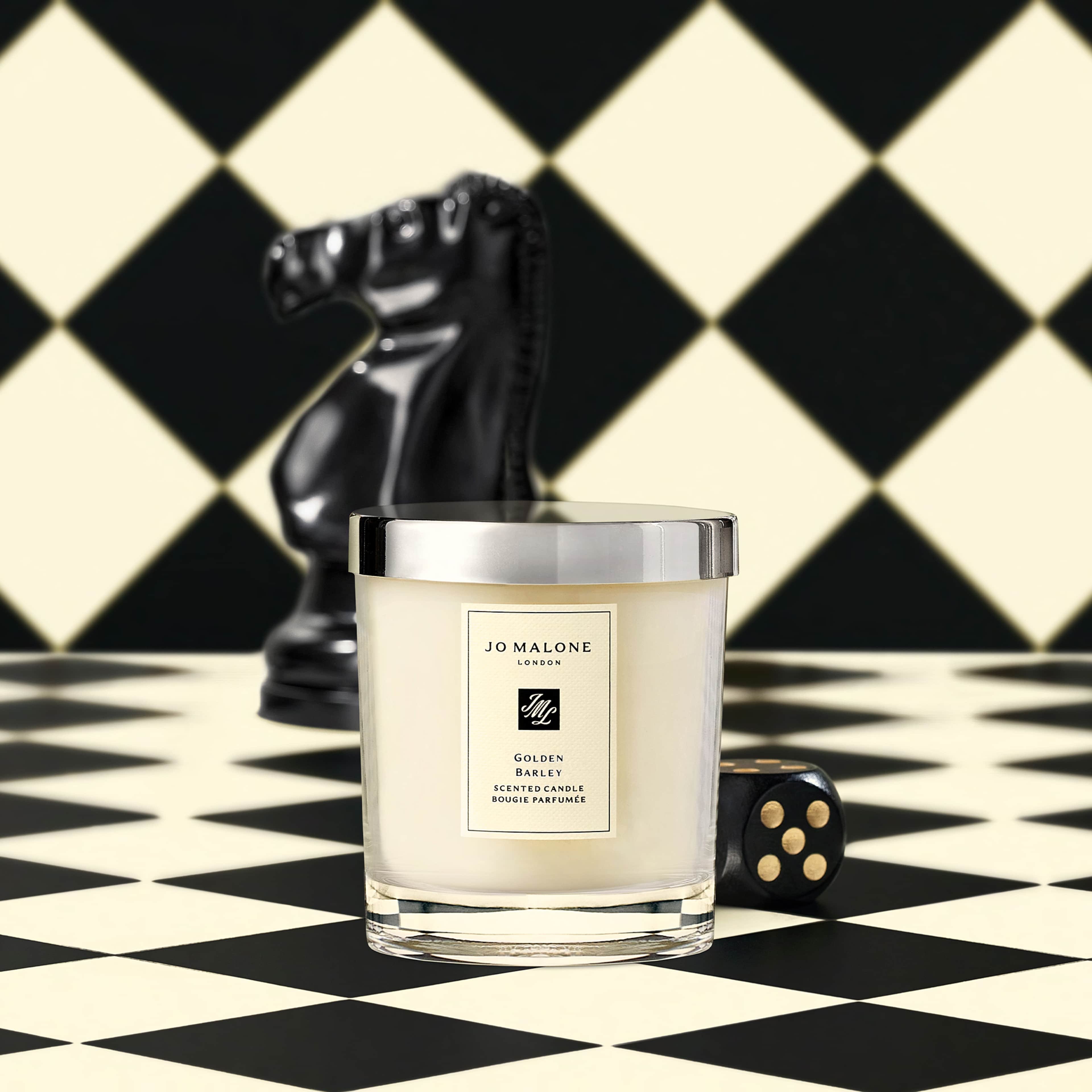 Golden Barley Scented Classic Candle, från Jo Malone London. Klicka för att öppna bilden i stort format