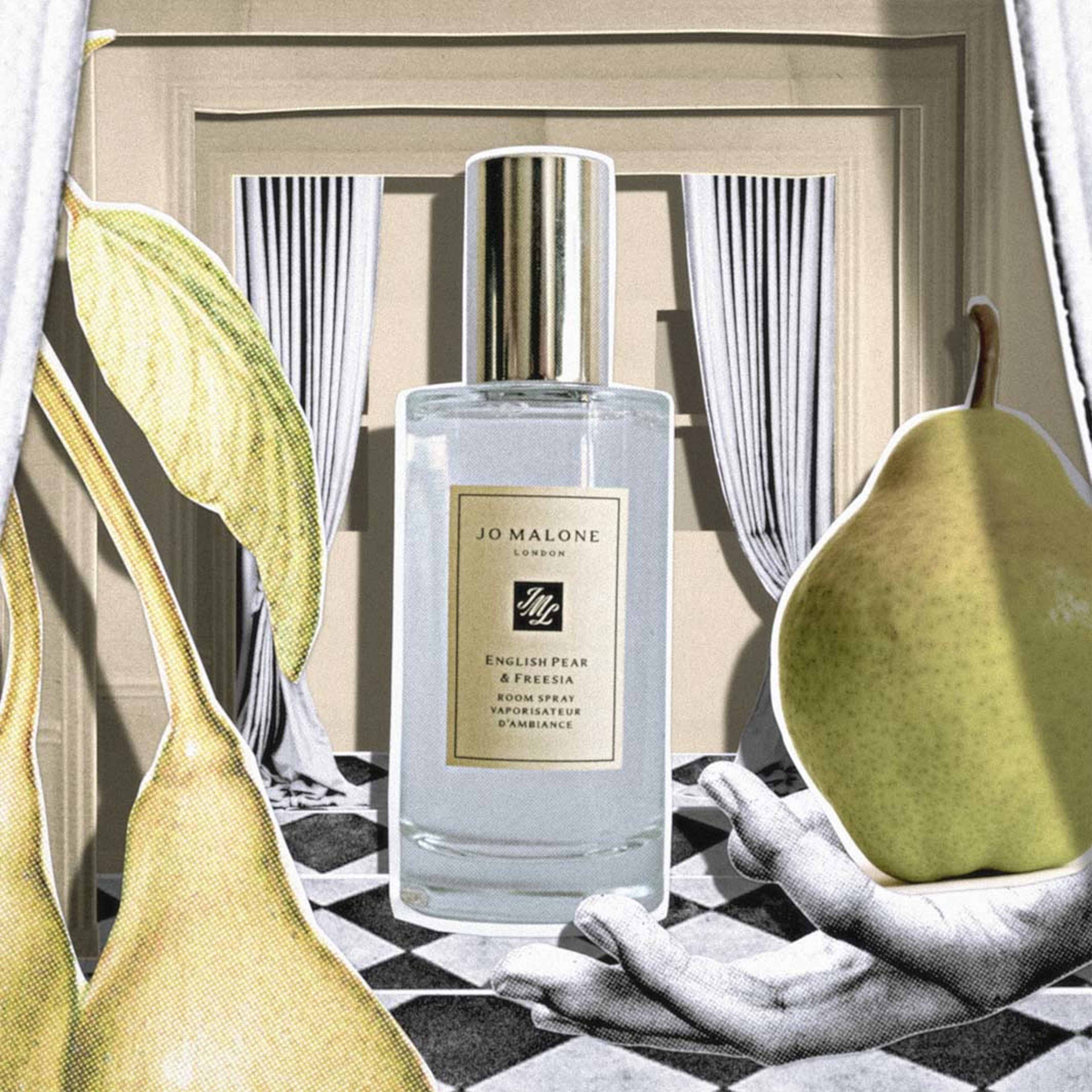 English Pear & Freesia Room Spray, från Jo Malone London. Klicka för att öppna bilden i stort format