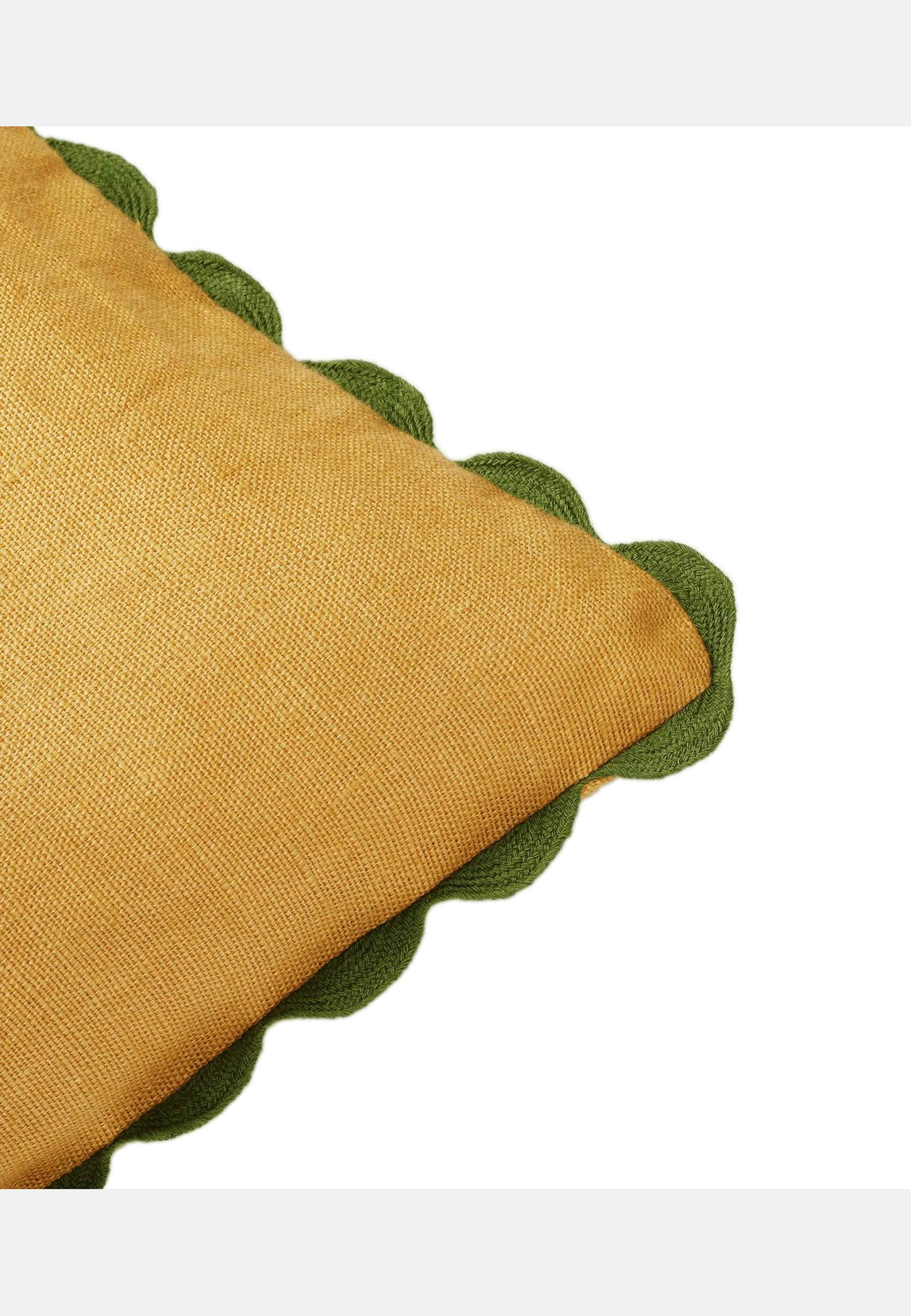 Willow Kuddfodral - 30x40 Cm, från Pick A Poppy, i färgen dark ochre. Klicka för att öppna bilden i stort format