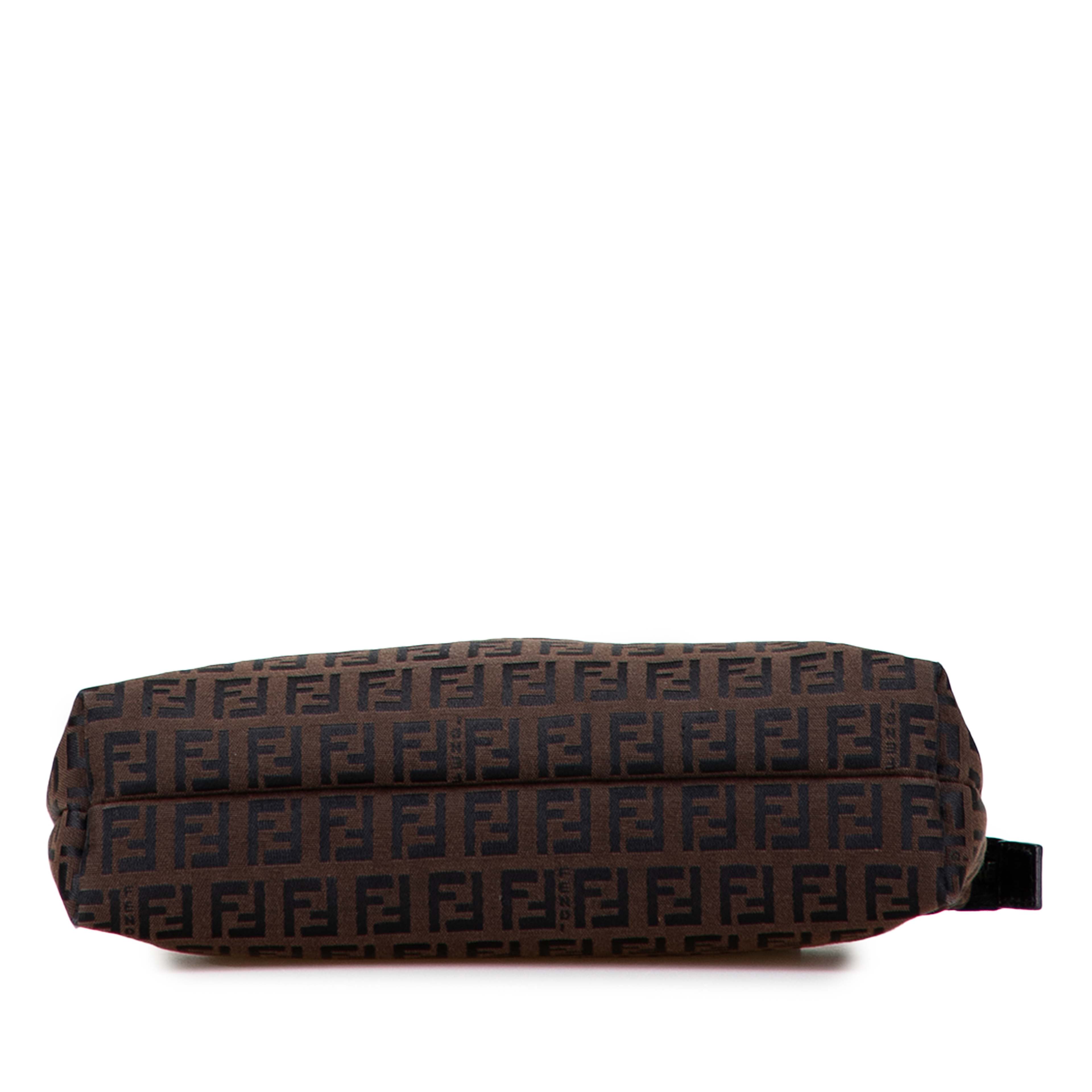 Fendi Zucchino Canvas Tote, från Luxclusif, i färgen brun. Klicka för att öppna bilden i stort format