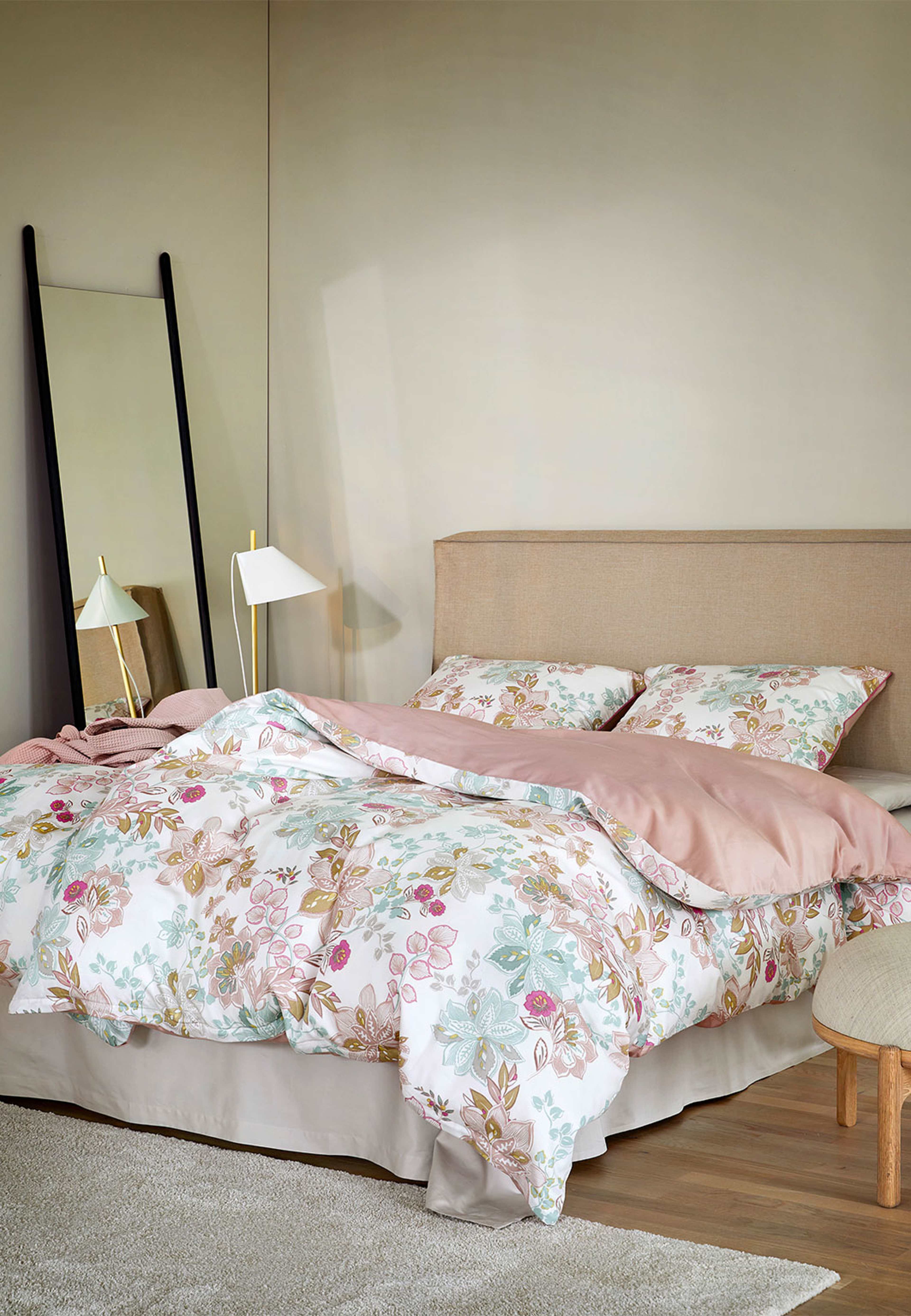 Cassandra satin bäddset 150x210 cm