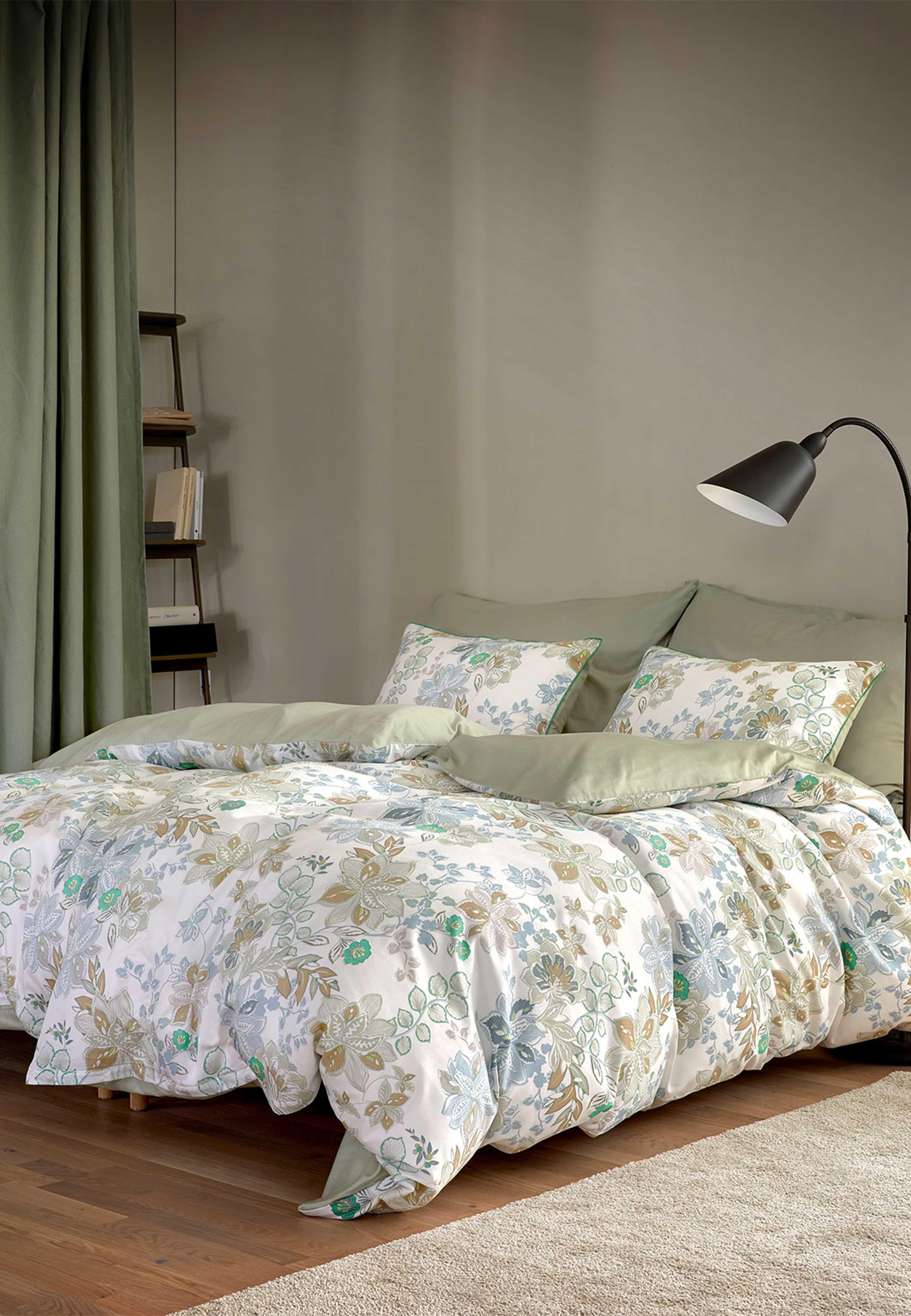 Cassandra satin bäddset 150x210 cm