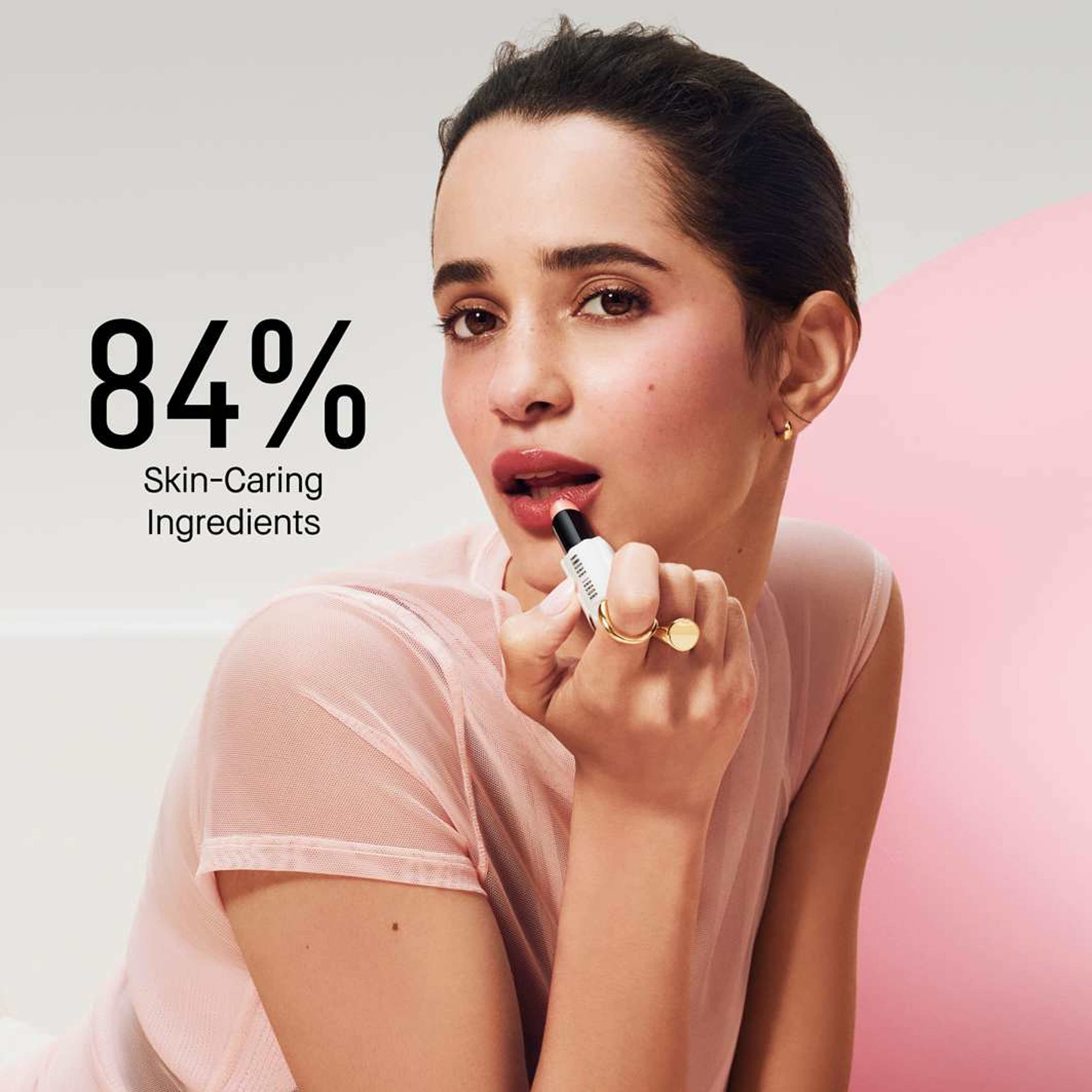 Extra Lip Tinted Balm, från Bobbi Brown, i färgen Bare Tangerine. Klicka för att öppna bilden i stort format