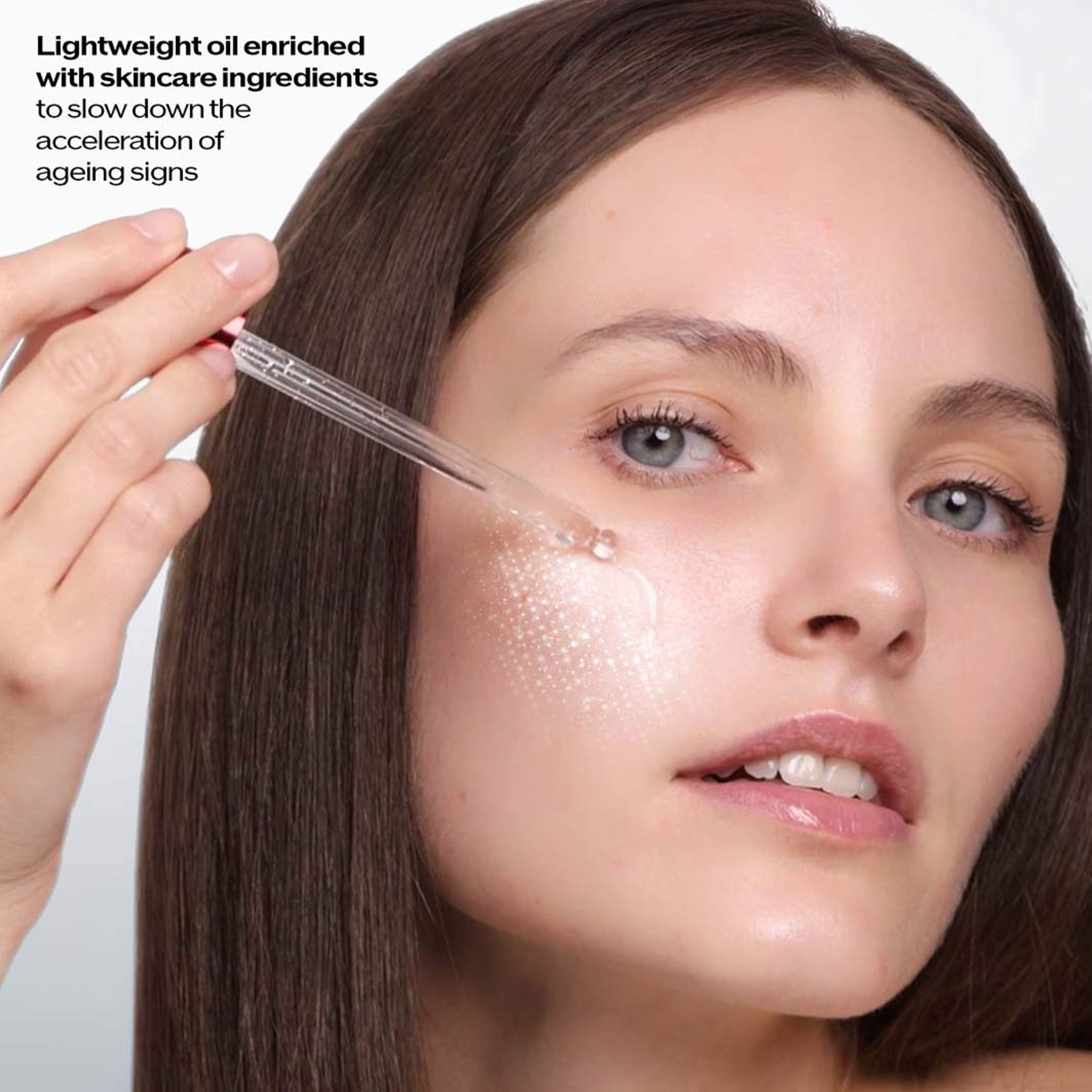 Ultimune Power Infusing Oil, från Shiseido. Klicka för att öppna bilden i stort format