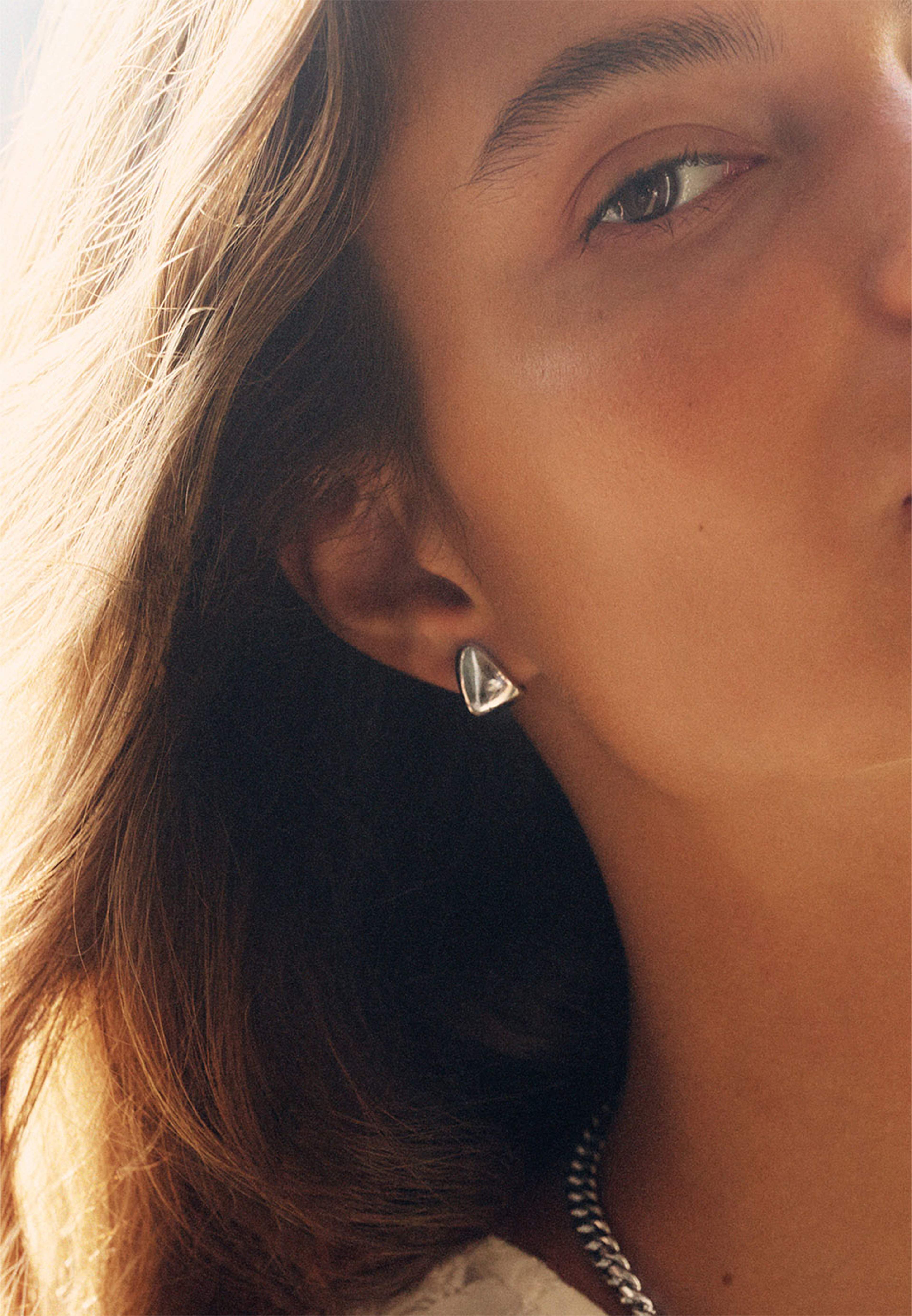 Selena Studs Steel