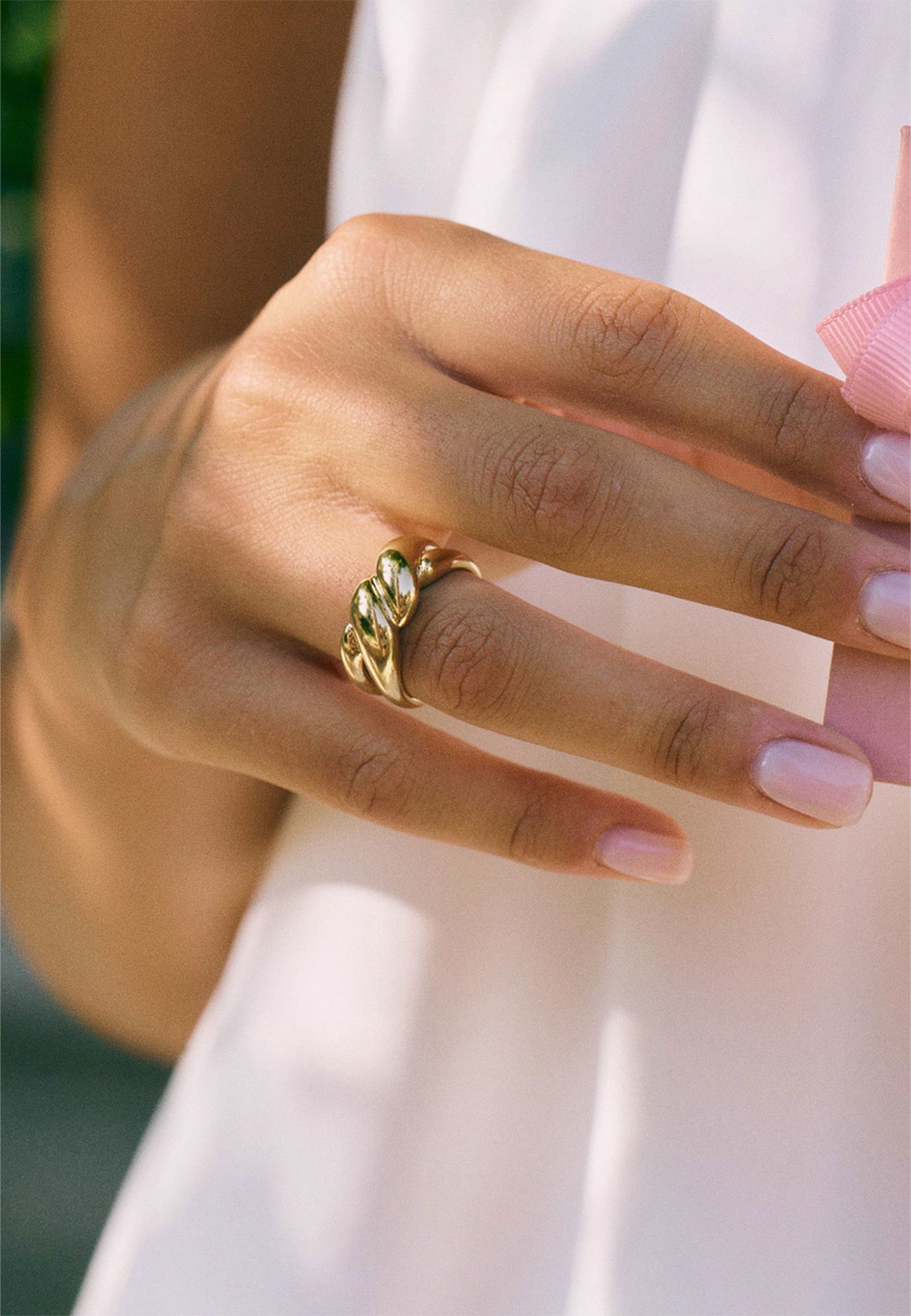 Twist Ring Gold