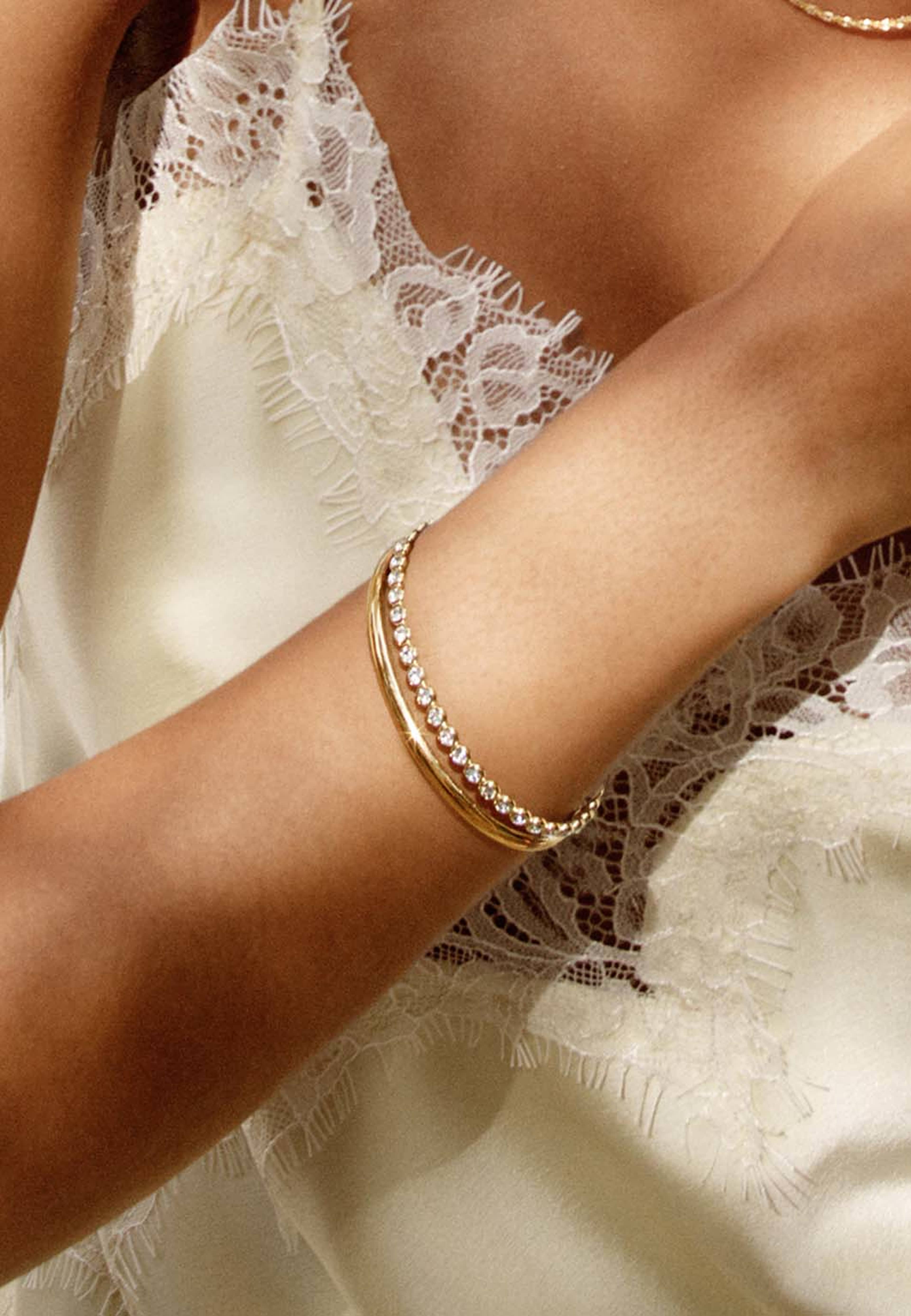 Grace Bangle Gold, från Edblad, i färgen Gold. Klicka för att öppna bilden i stort format