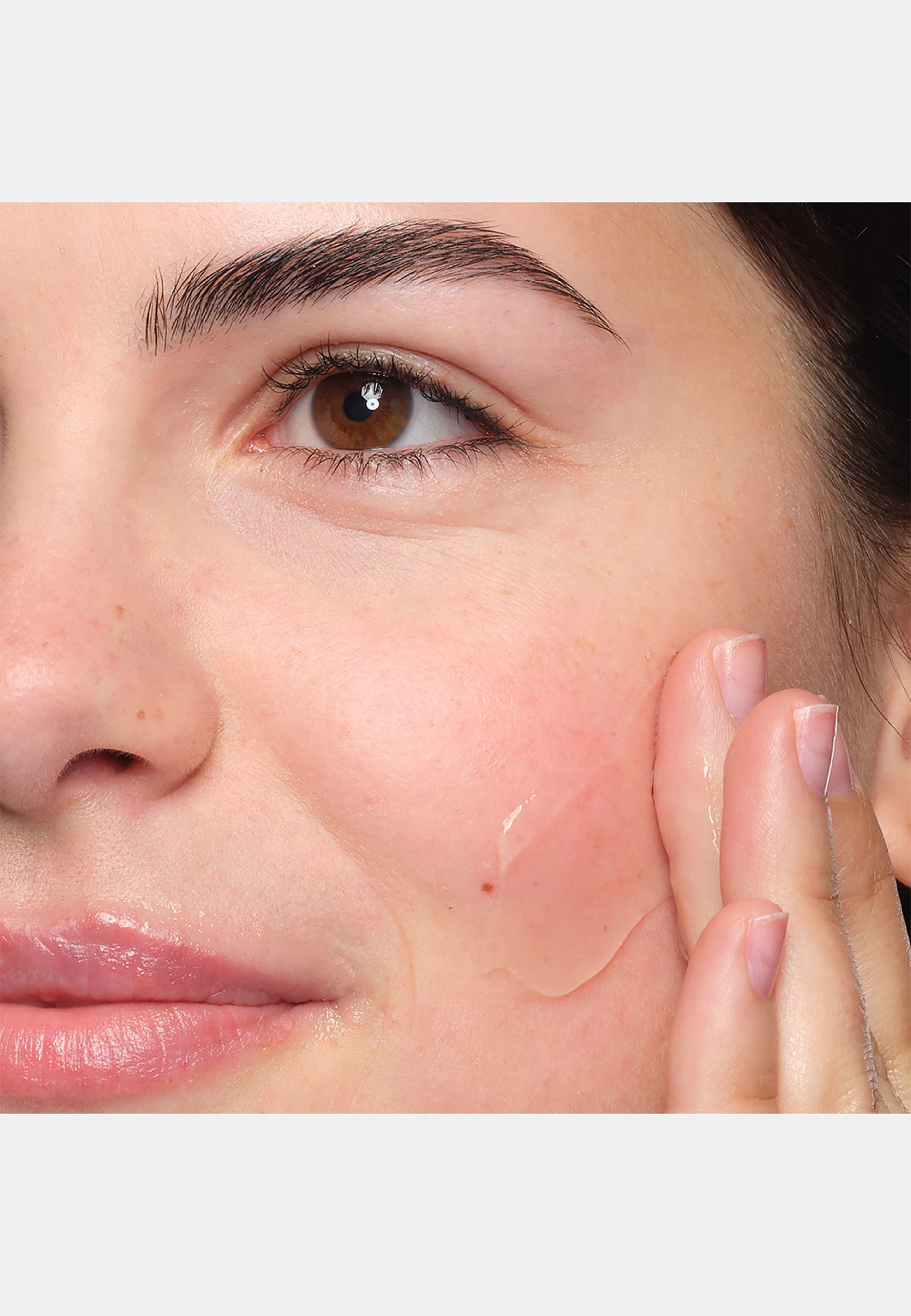 Natural Moisturizing Factors + Beta Glucan