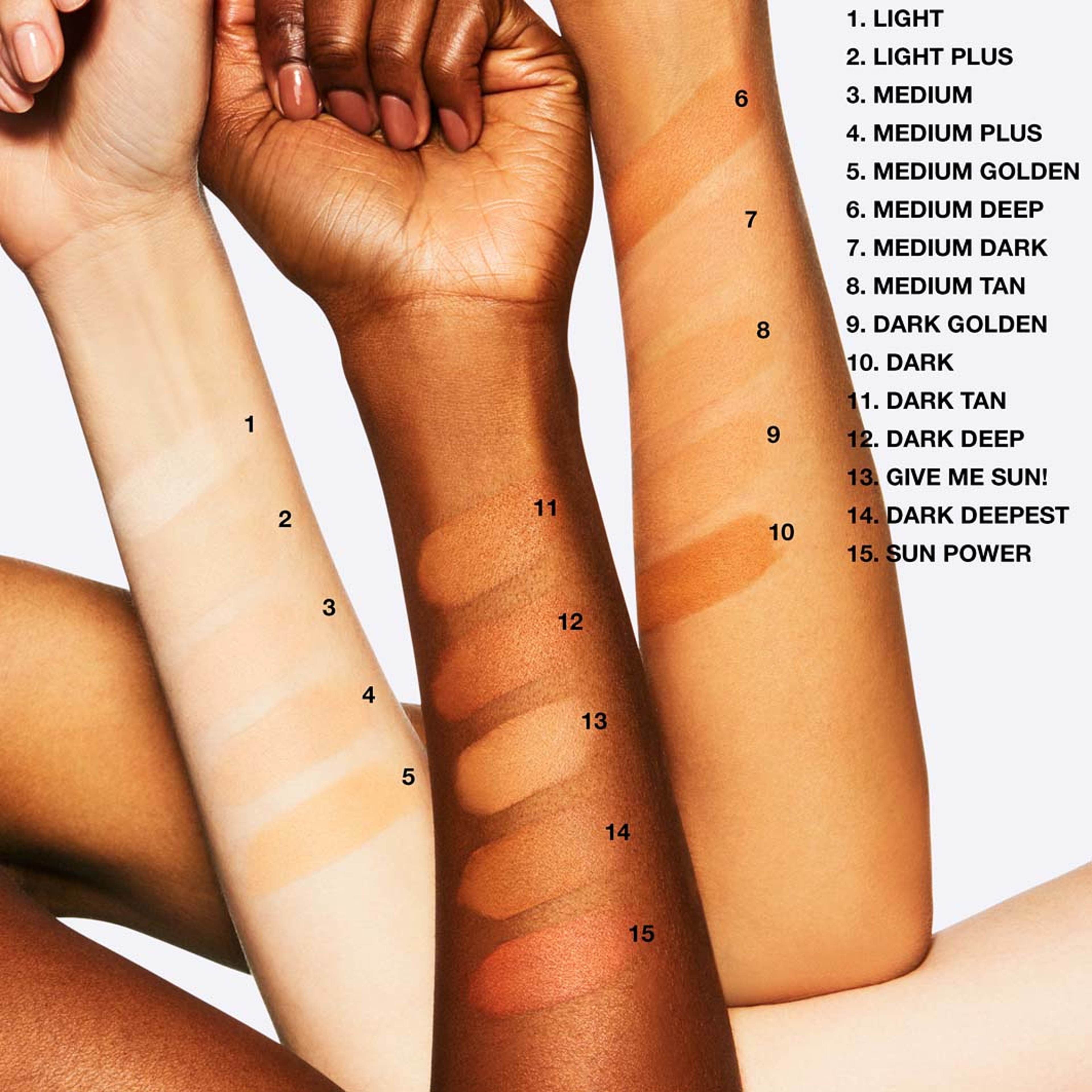 Mineralize Skinfinish, från MAC Cosmetics, i färgen Dark Golden. Klicka för att öppna bilden i stort format