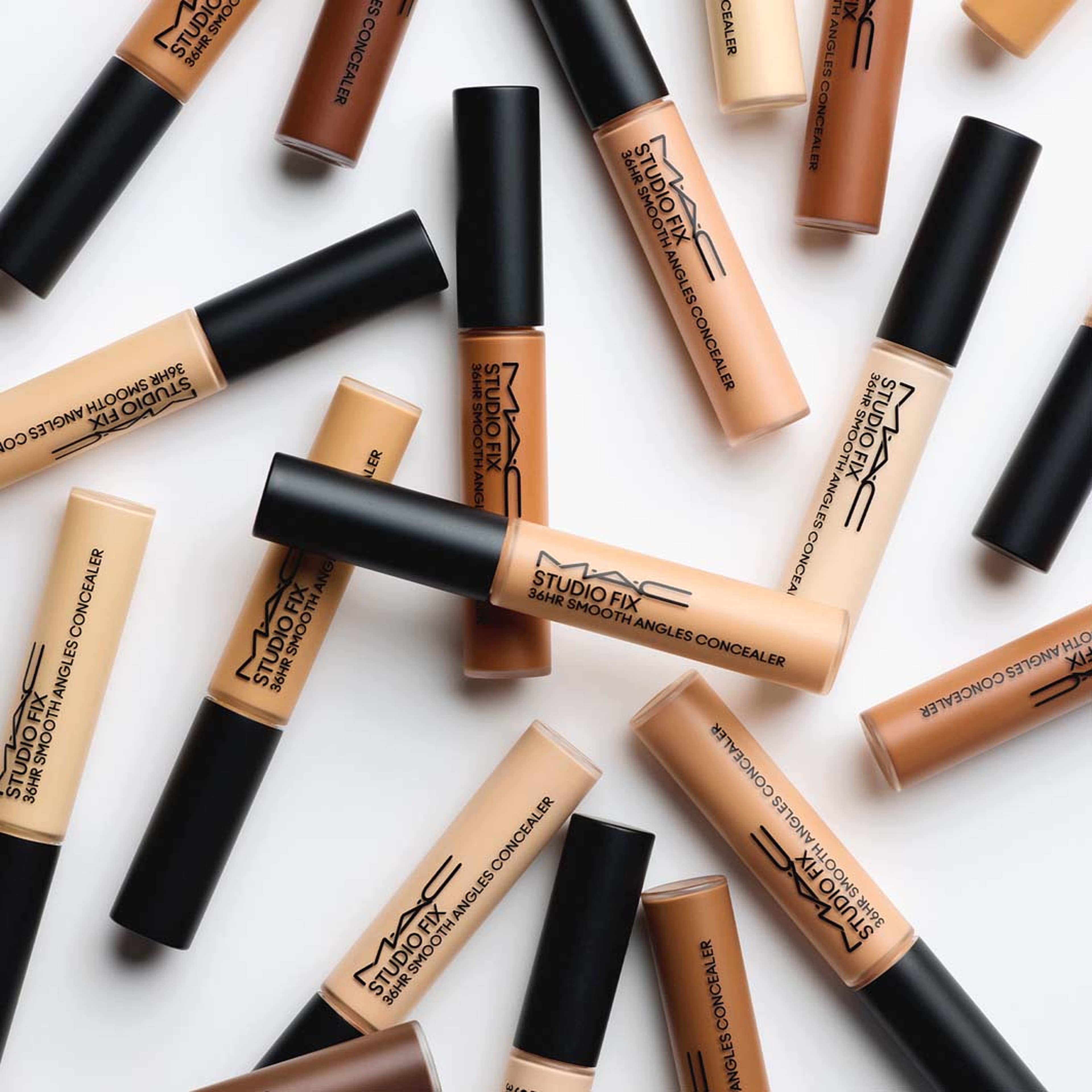 Studio Fix 36HR Sooth Angles Concealer, från MAC Cosmetics, i färgen Nc42. Klicka för att öppna bilden i stort format