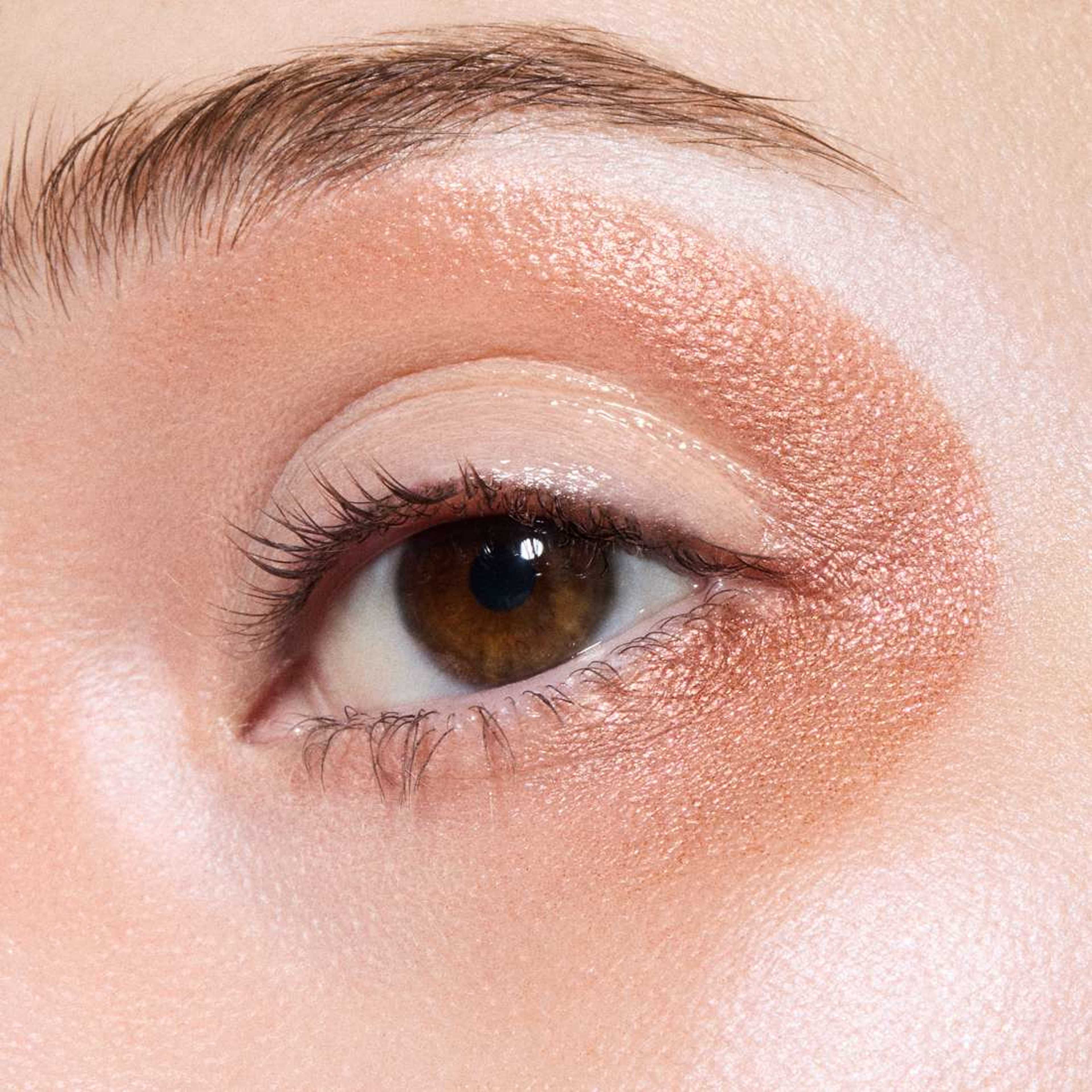 Eye Shadow Glitter, från MAC Cosmetics, i färgen Slow/Fast/Slow. Klicka för att öppna bilden i stort format