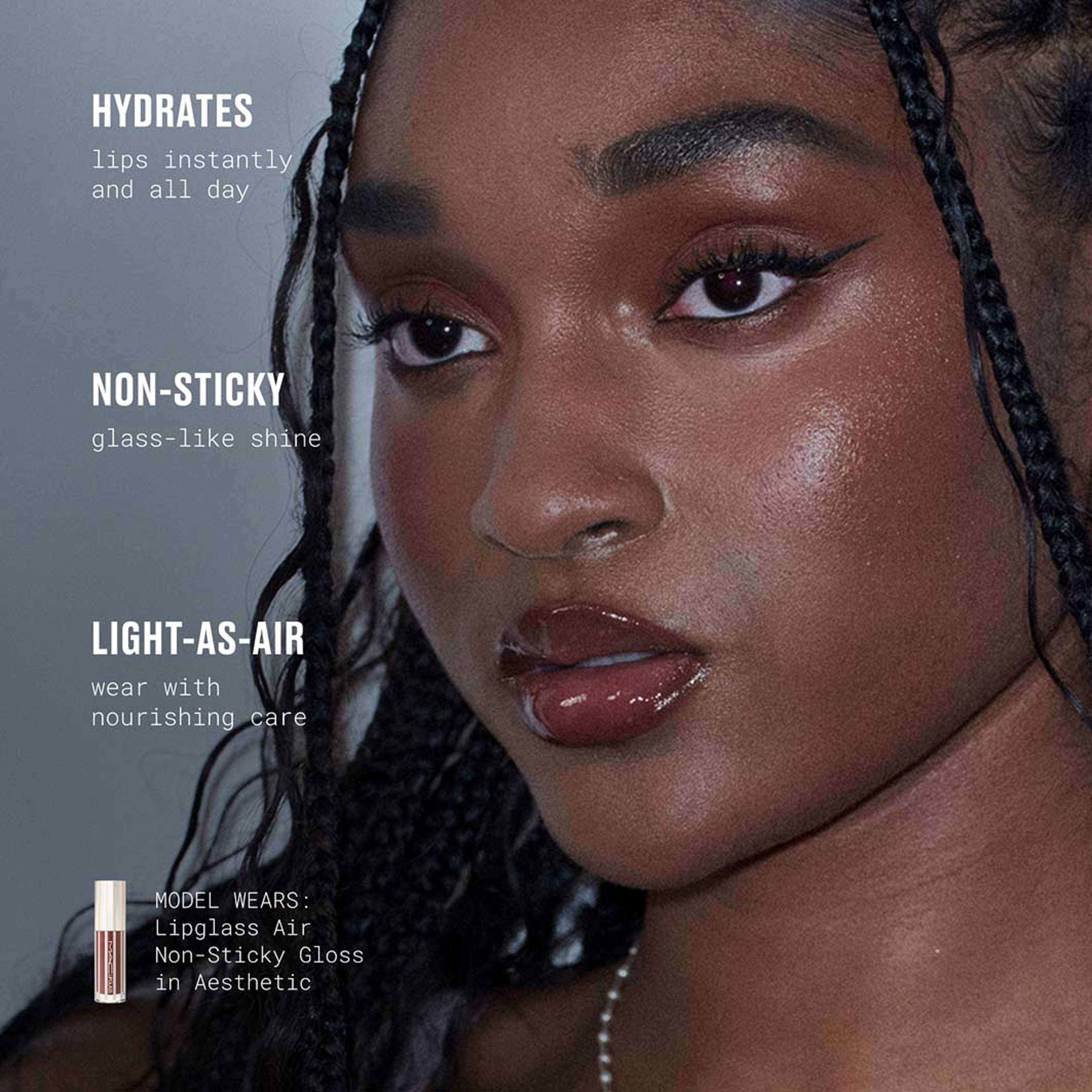 Lipglass Air Mini Non-Sticky Gloss, från MAC Cosmetics, i färgen Aesthetic-wn. Klicka för att öppna bilden i stort format