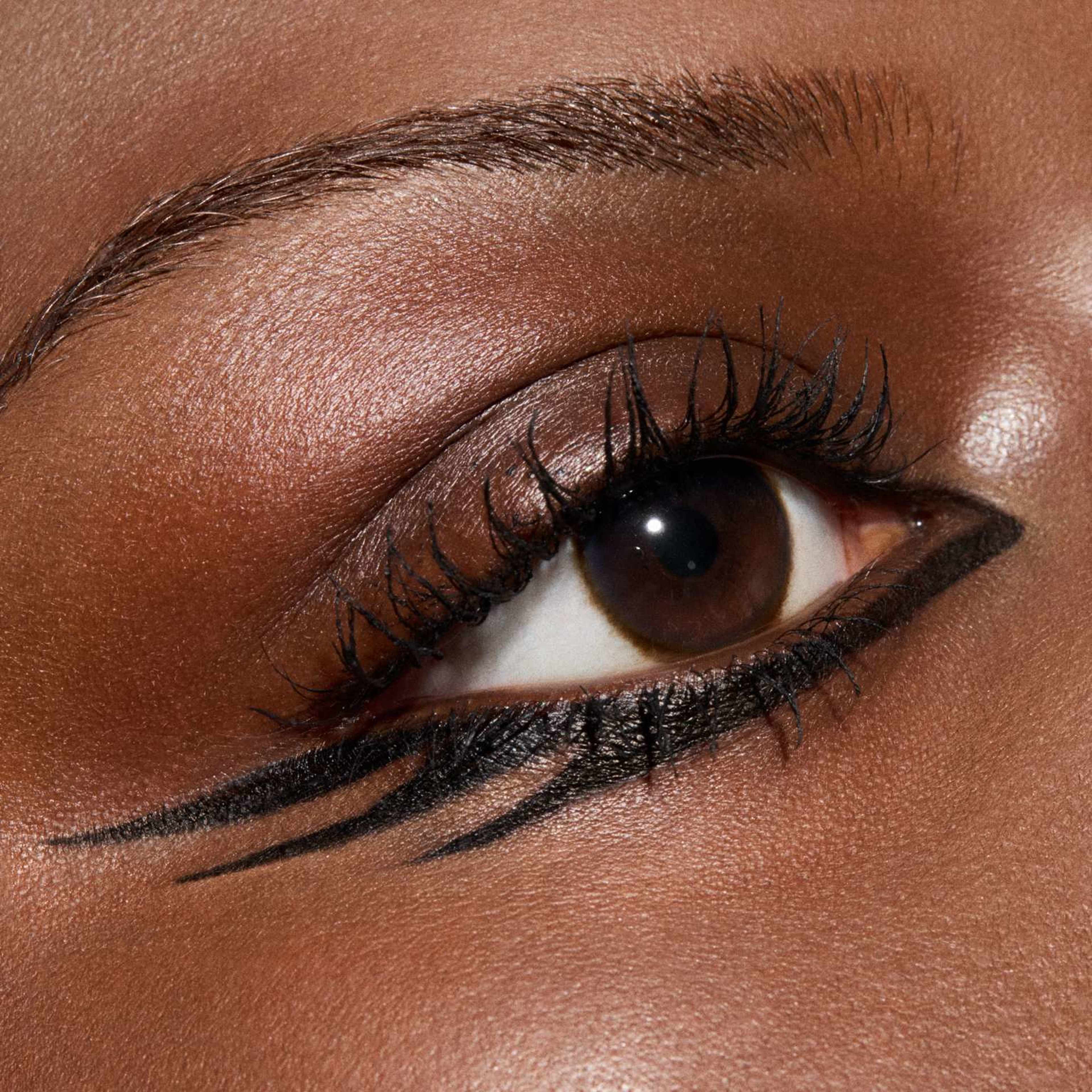 Spring Mascara Eye Set, från MAC Cosmetics. Klicka för att öppna bilden i stort format