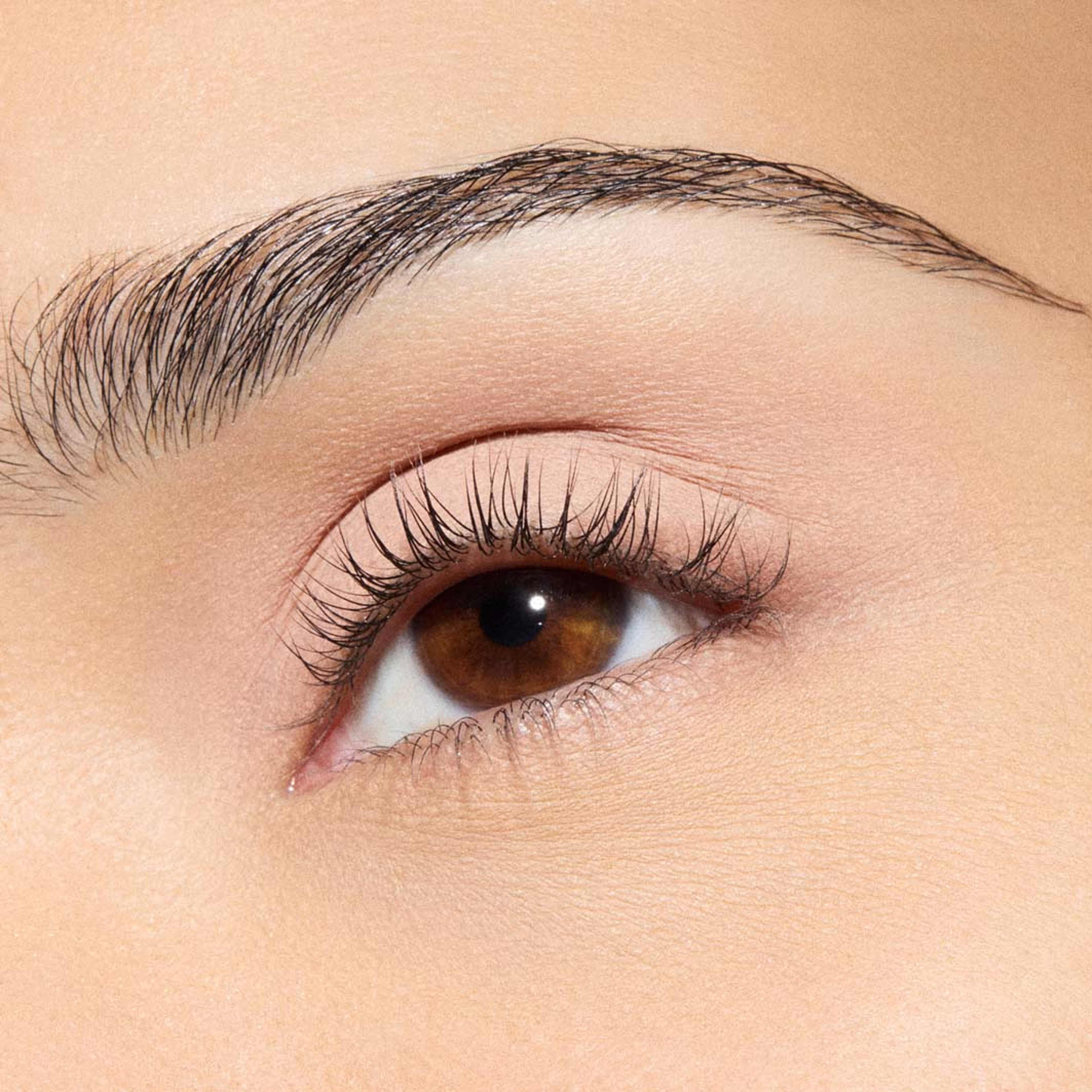 Multisculpt Matte Liquid Eyeshadow, från MAC Cosmetics, i färgen Painterly. Klicka för att öppna bilden i stort format