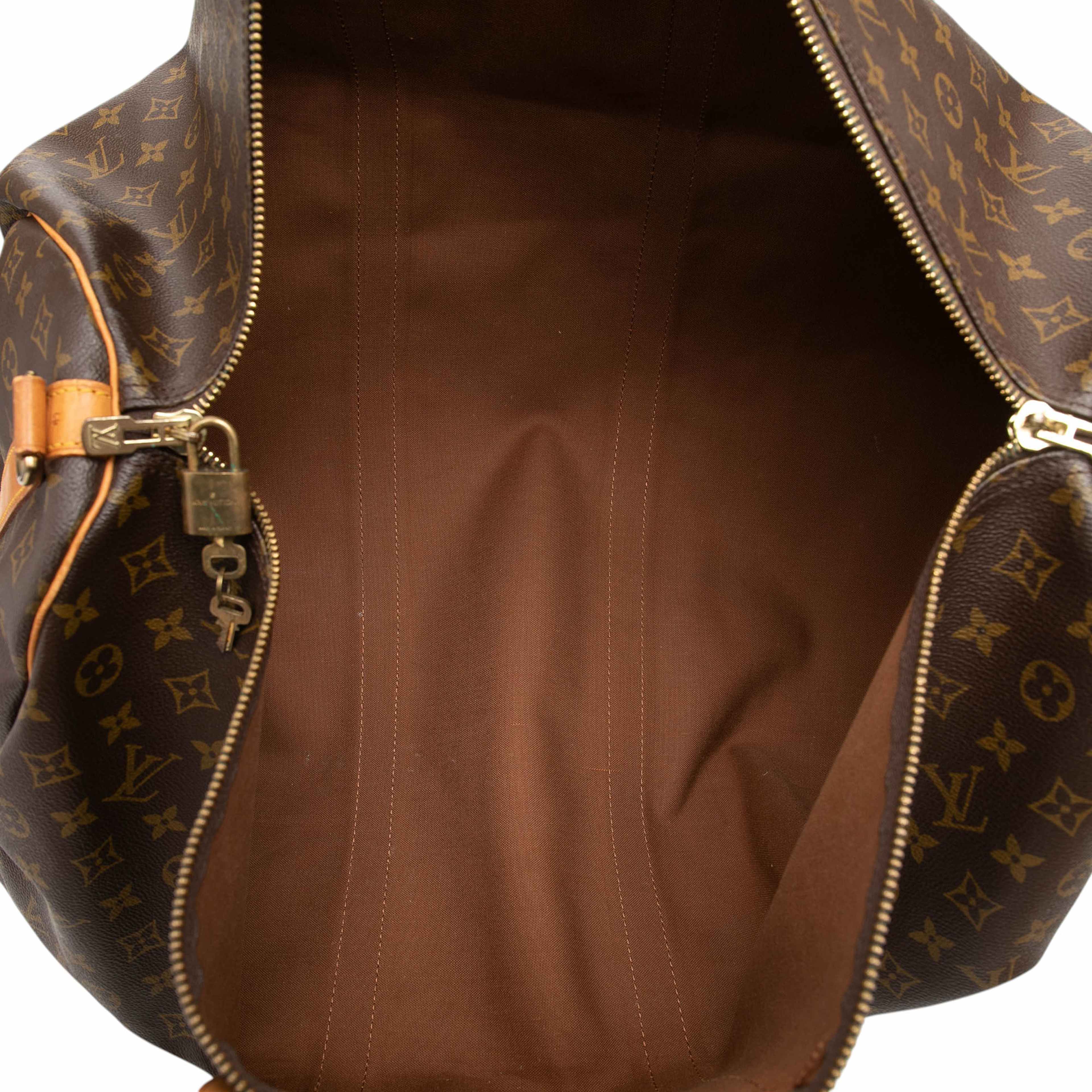 Louis Vuitton Monogram Keepall Bandouliere 60, från Luxclusif, i färgen brown. Klicka för att öppna bilden i stort format